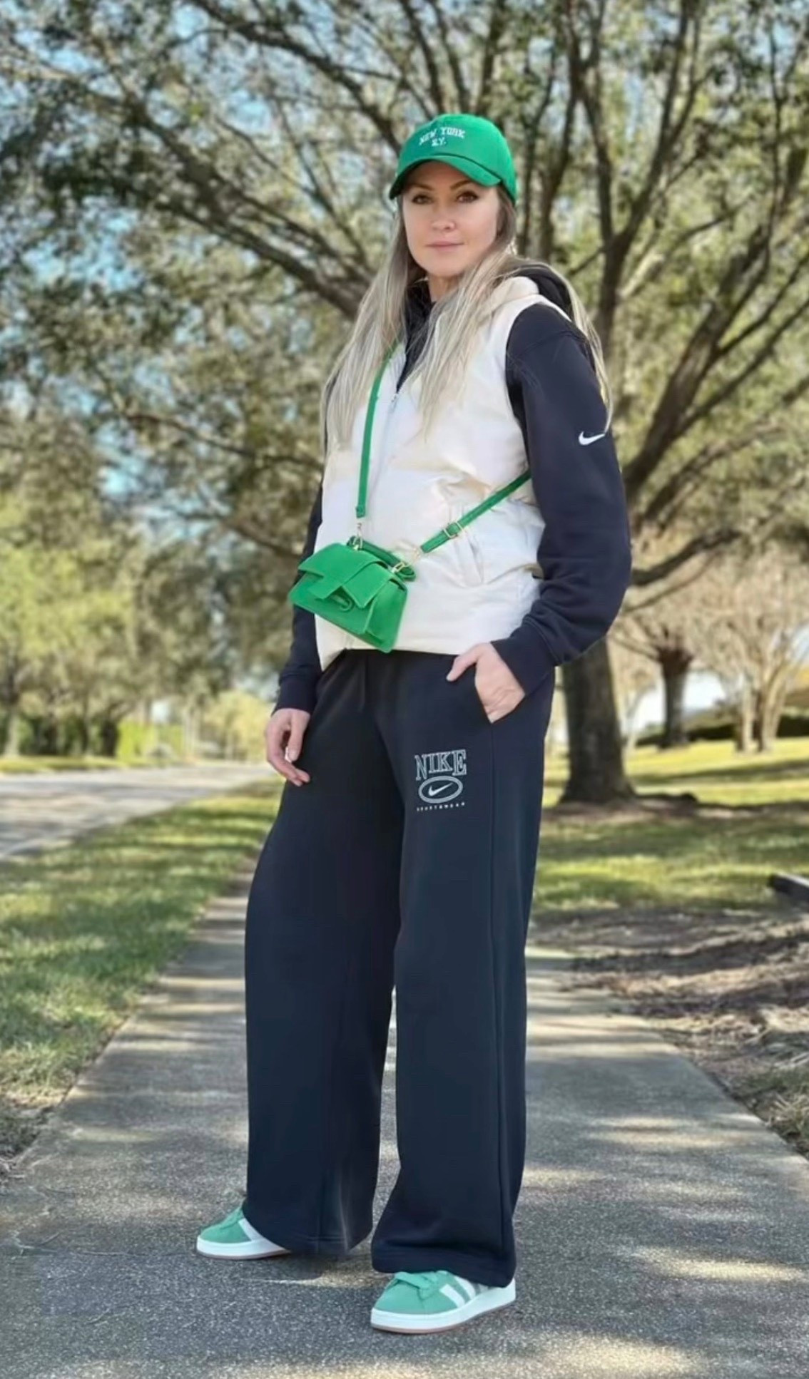 Winter in Florida like this cold or warm , wearing size S in all outfit and size 8 for shoes