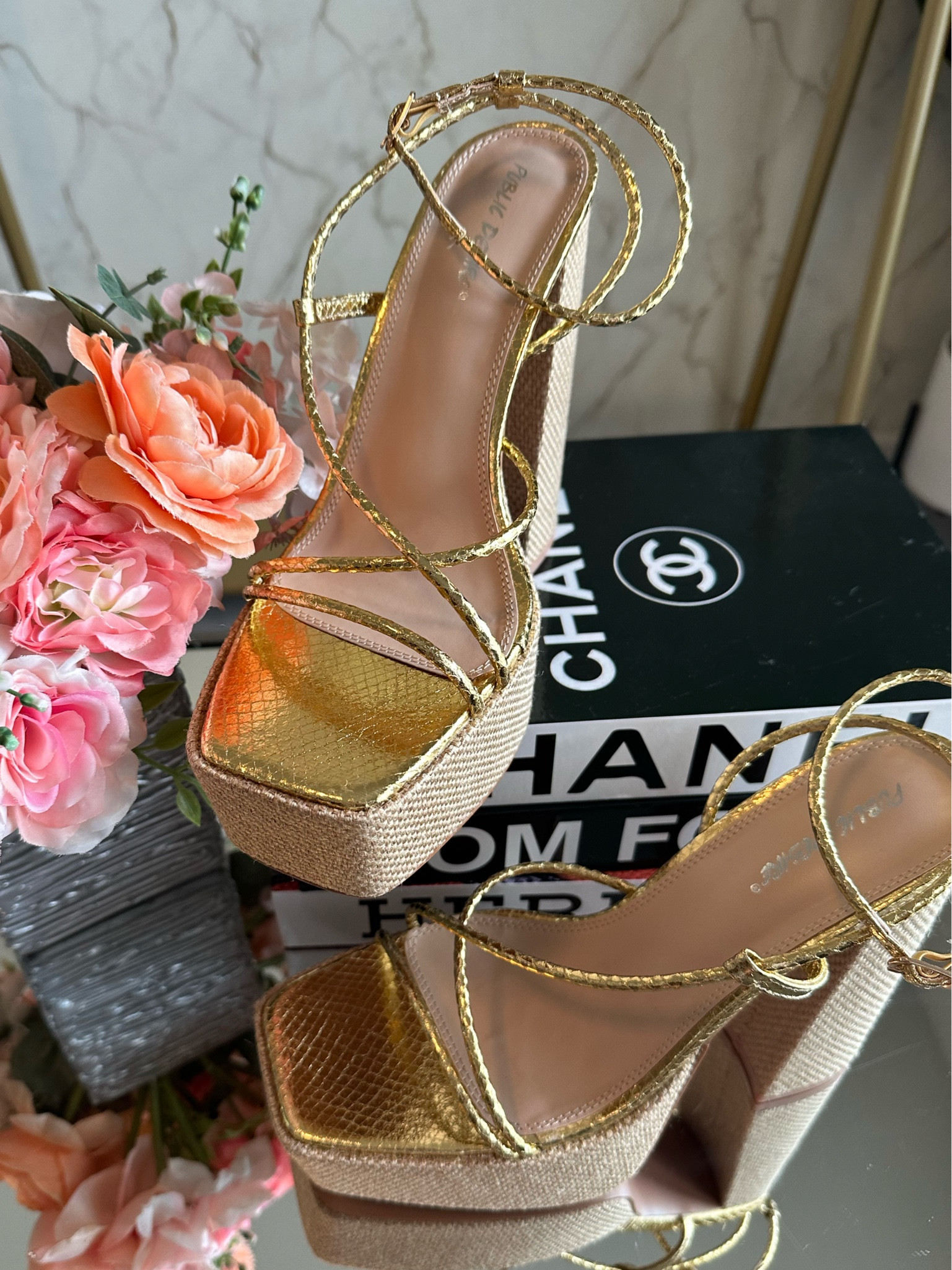 Cute Platform Sandals 
Runs true I’m a 9.5-10 prefer size 40 for roomy fit. 

#LTKfit #LTKstyletip