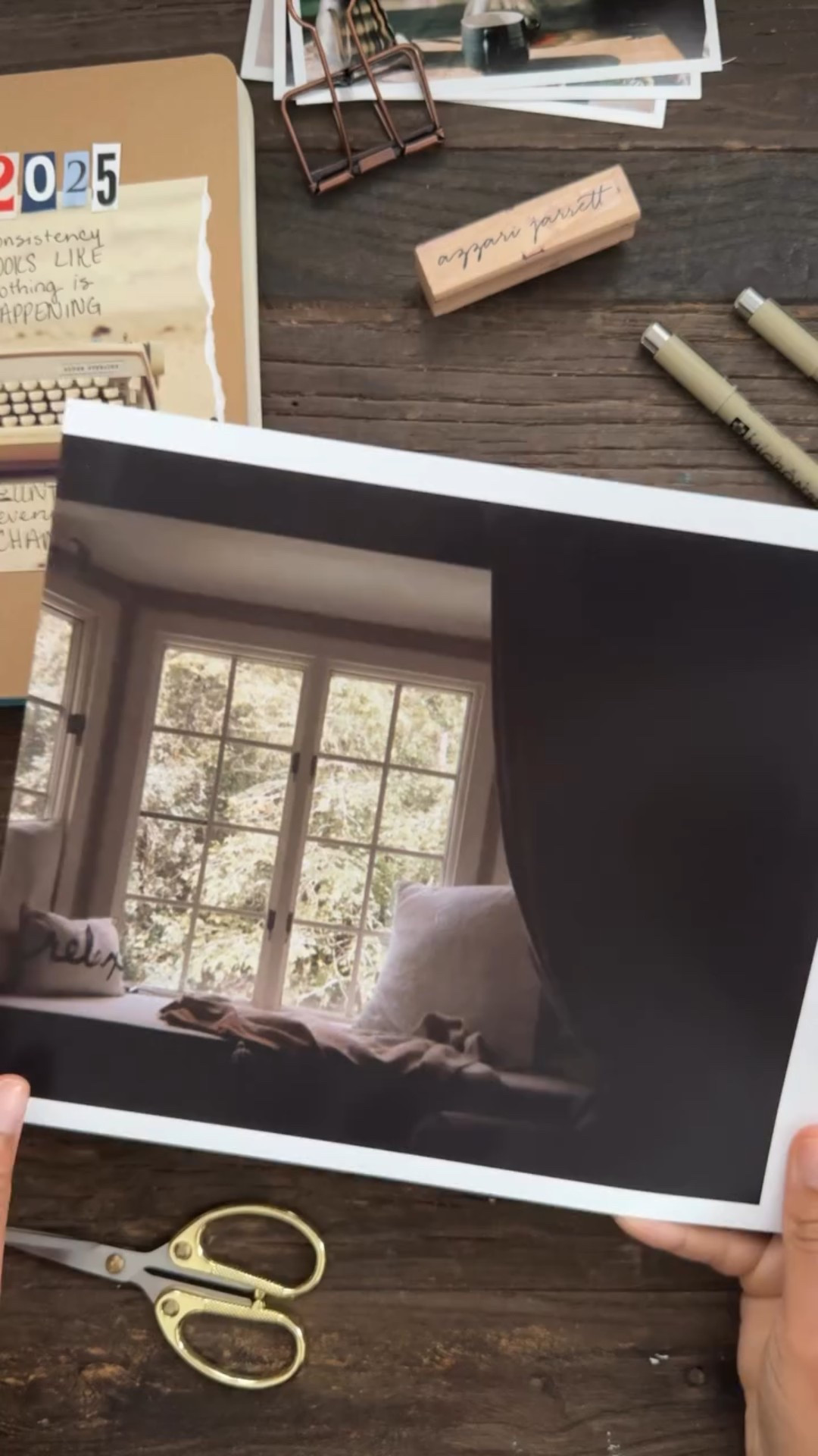 Here’s your reminder to print your photos. For the ones you love most, print them larger. Grab a pen and write directly on them. You don’t need much—just you and your story ❤️ 

#Artjournal #artjournaling #photosandstories #printyourphotos