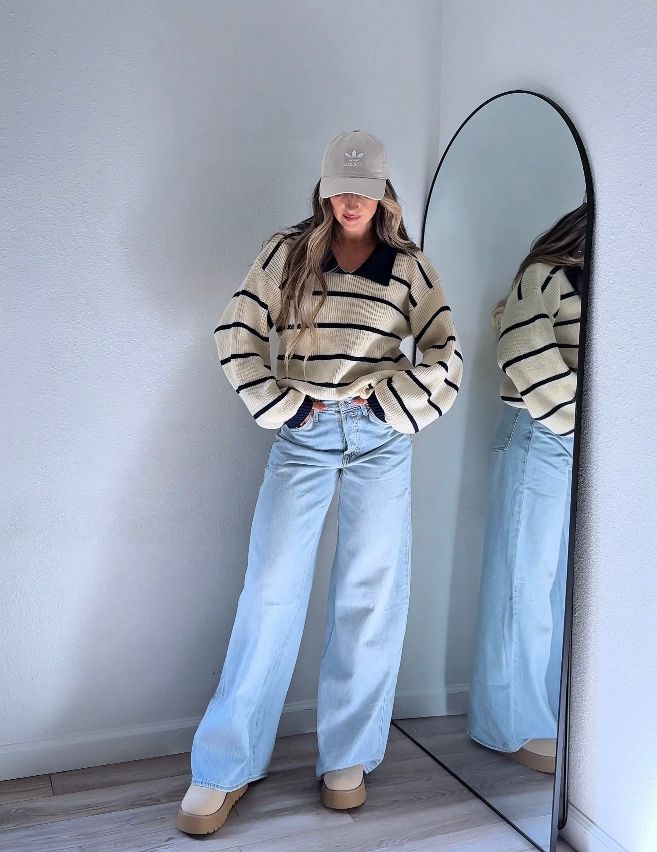 Cool mom outfit, simple cute comfy outfit inspo, chic mom 

#LTKgrwm #LTKdayinmylife #LTKootd