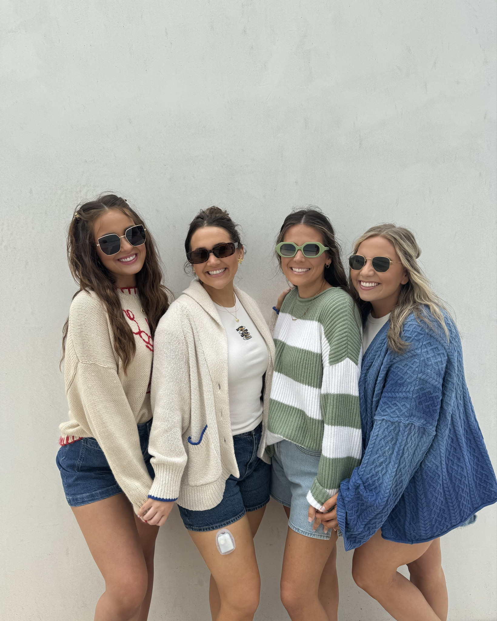 What we wore at the beach!! ☀️🏖️🐚💛🫶🏻🌈

Sizing info:
Blue sweater: XL but could have sized down to a Large
Shorts: 31
Rust sweater: XL
Red boxers: Large
Dress: large


#LTKFindsUnder100 #LTKBeauty #LTKStyleTip