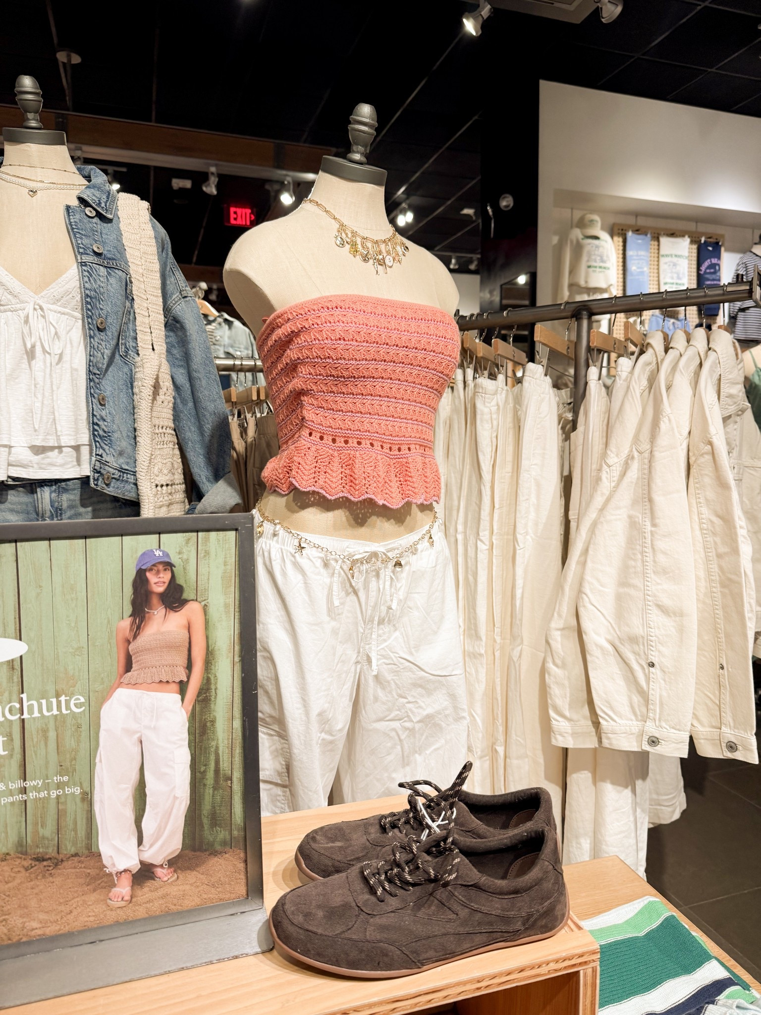 @American Eagle Outfitters 

#LTKgrwm #LTKootd #LTKFestival