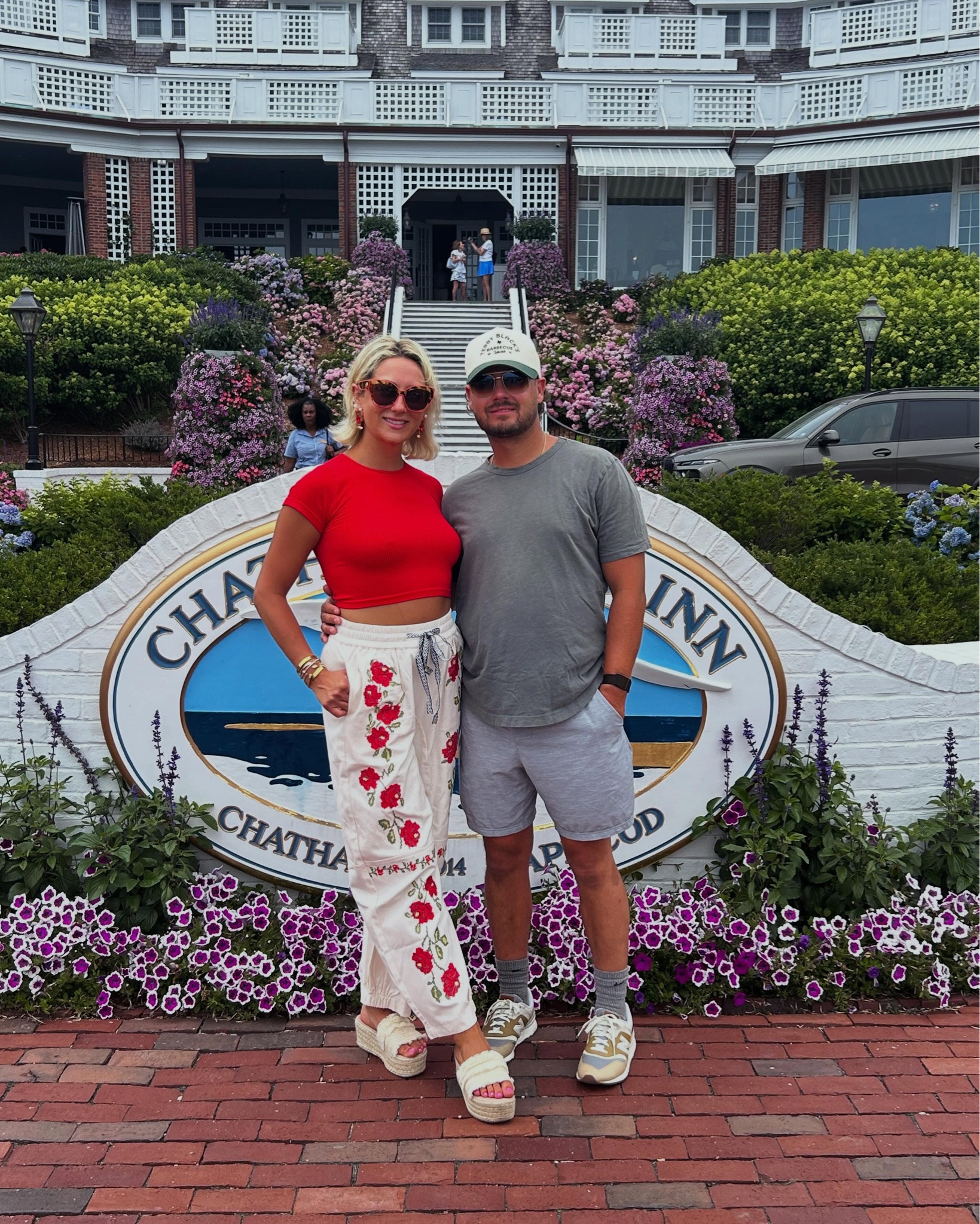 I won’t be alone for the rest of my life ❣️
.
Thank you to my husband for the most magical 30th birthday celebration. You are my most favorite person to travel with. To explore, eat, drink, and dive into new places with. 🦞
.
Cape, you certainly haven’t seen the last of us!
⛵️🦭🌸🐚🍹🦪
.
And a special shoutout to my best friend for making the trip to surprise me. 🥹
.
I am so grateful for 30 years and can’t wait to see what waits ahead. 🪽✨🥰