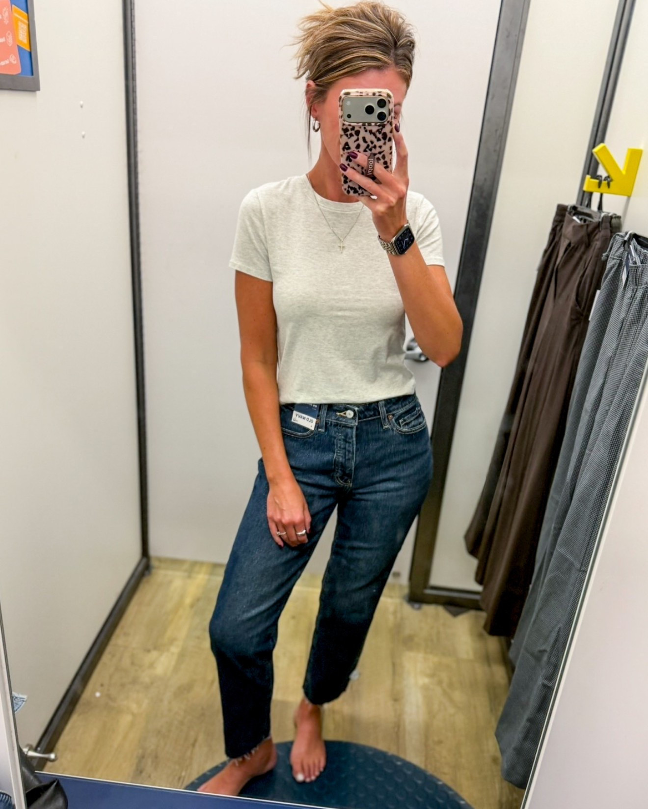 Old Navy jeans 50% off
Tee/small
Jeans/ 6

#LTKSaleAlert