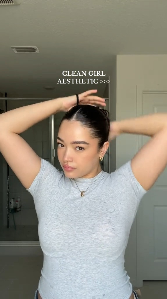 my go to hairstyle for lazy days, a slick back bun #curly #curlygirl #curlyhair #curlyhairstyles #curlyhaircare #hair #hairstyles #hairroutine #haircare #slickback #slickbackbun #cleangirl #cleangirlaesthetic