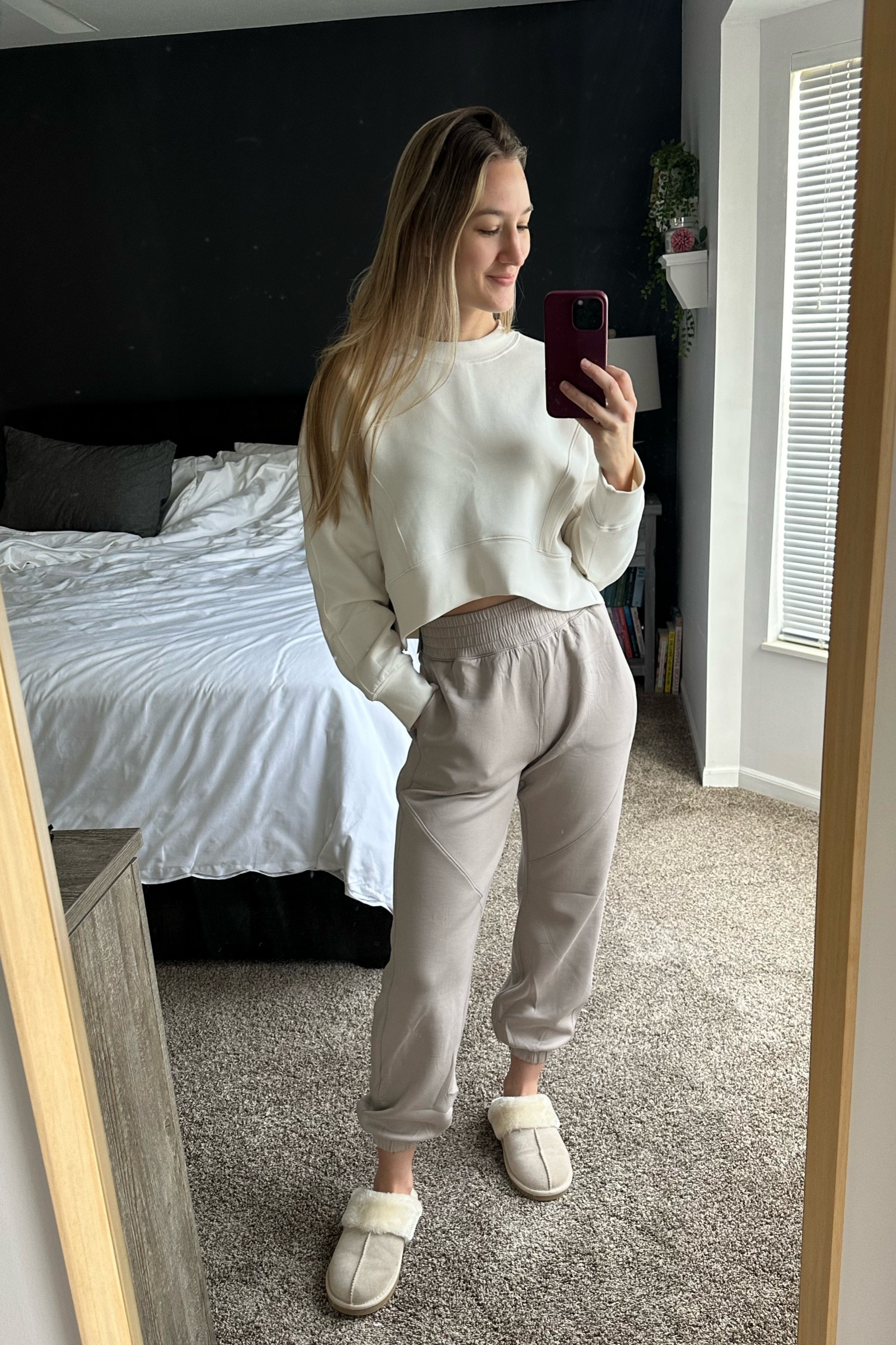 On sale! 30% off at Abercrombie LAST DAY! Get additional 20% off with code YPBAF. Wearing size XS in sweatshirt and Small in sweatpants.

#LTKfindsunder100 #LTKfitness #LTKsalealert