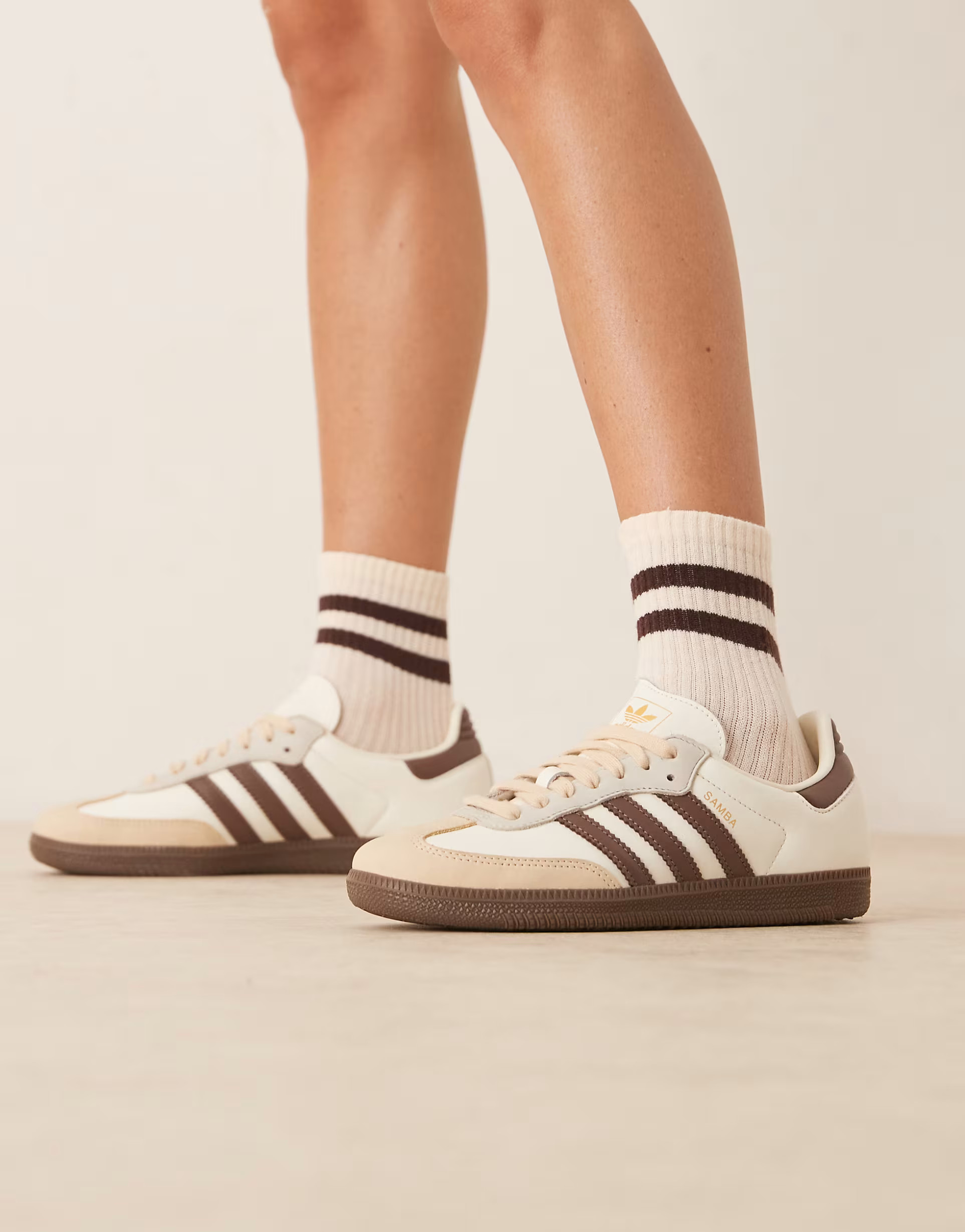 adidas Originals Samba OG sneakers in off white and brown | ASOS | ASOS (Global)