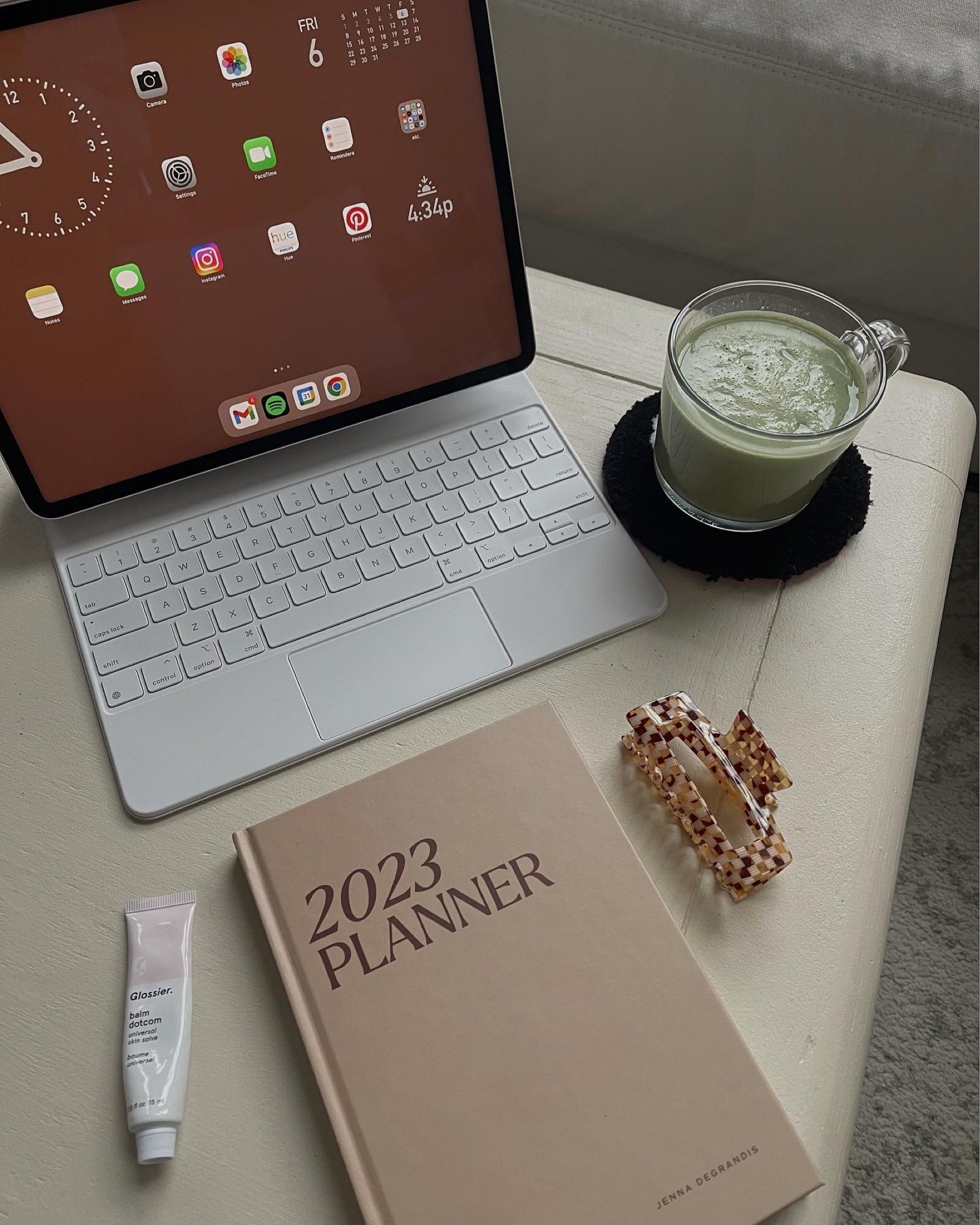 morning set-up💻🍵

#LTKhome