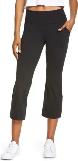 Studio Lite Pocket Kick Flare Crop Pocket Leggings | Nordstrom