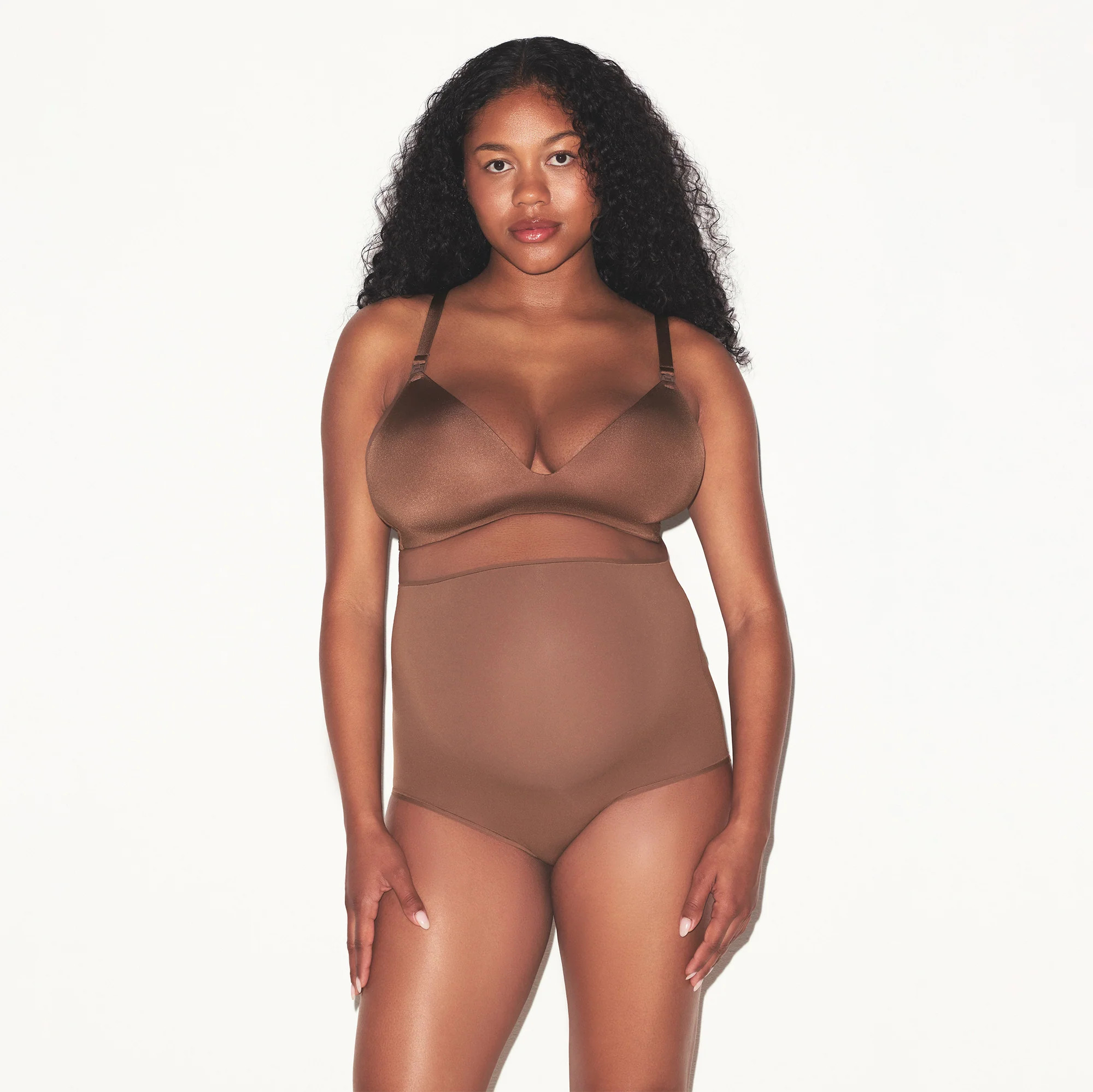 SKIMS Maternity Nursing Bra | Medium Neutral | 38DD | Wireless Form | SKIMS (US)