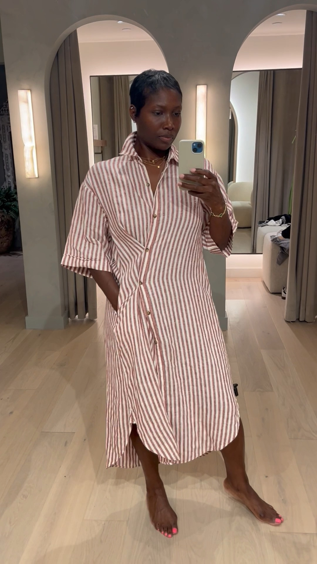 I love a one and done cause running errands can still look chic! 😍 Wearing a size small. 