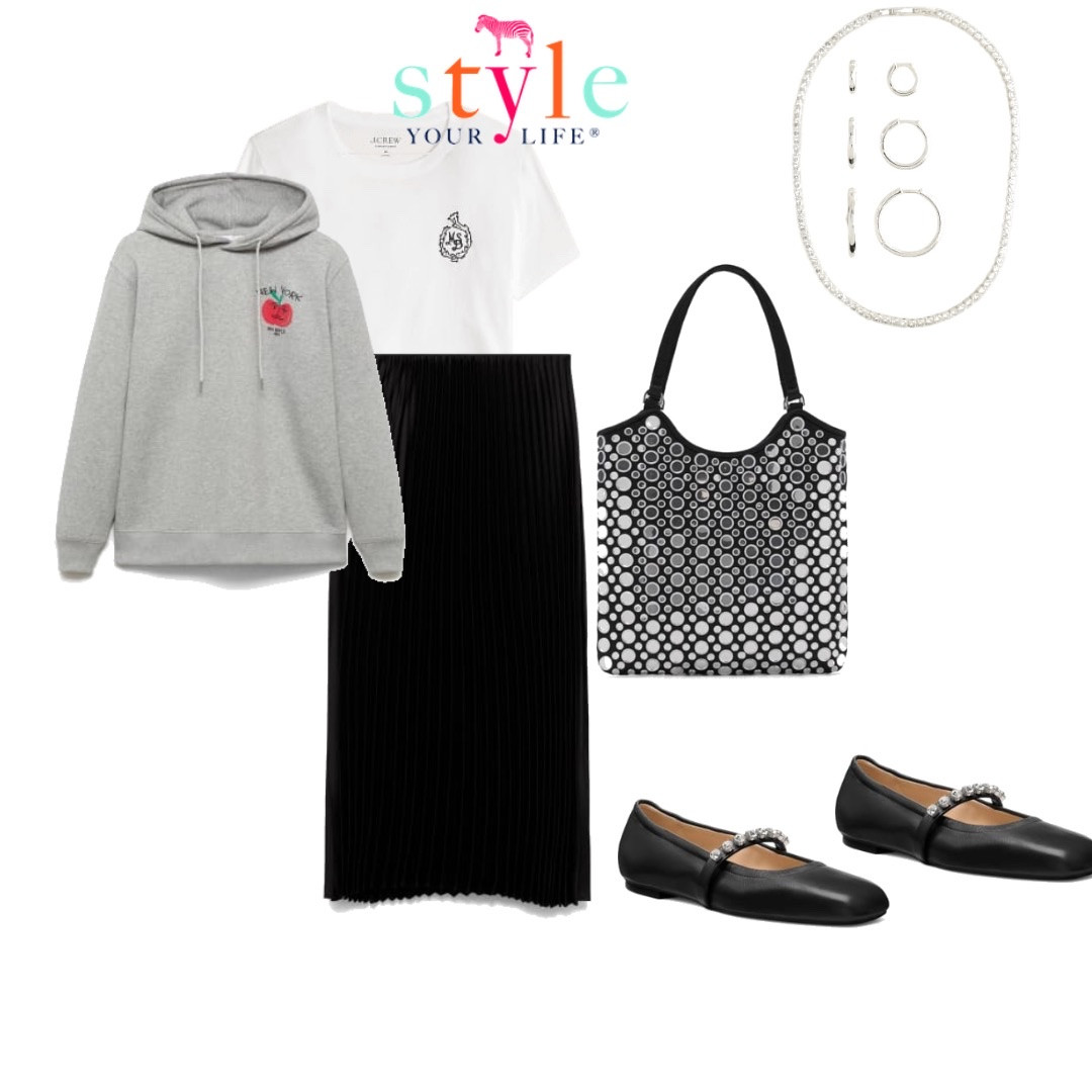 Capsule Black Skirt 

#LTKOver40 #LTKStyleTip #LTKFindsUnder100
