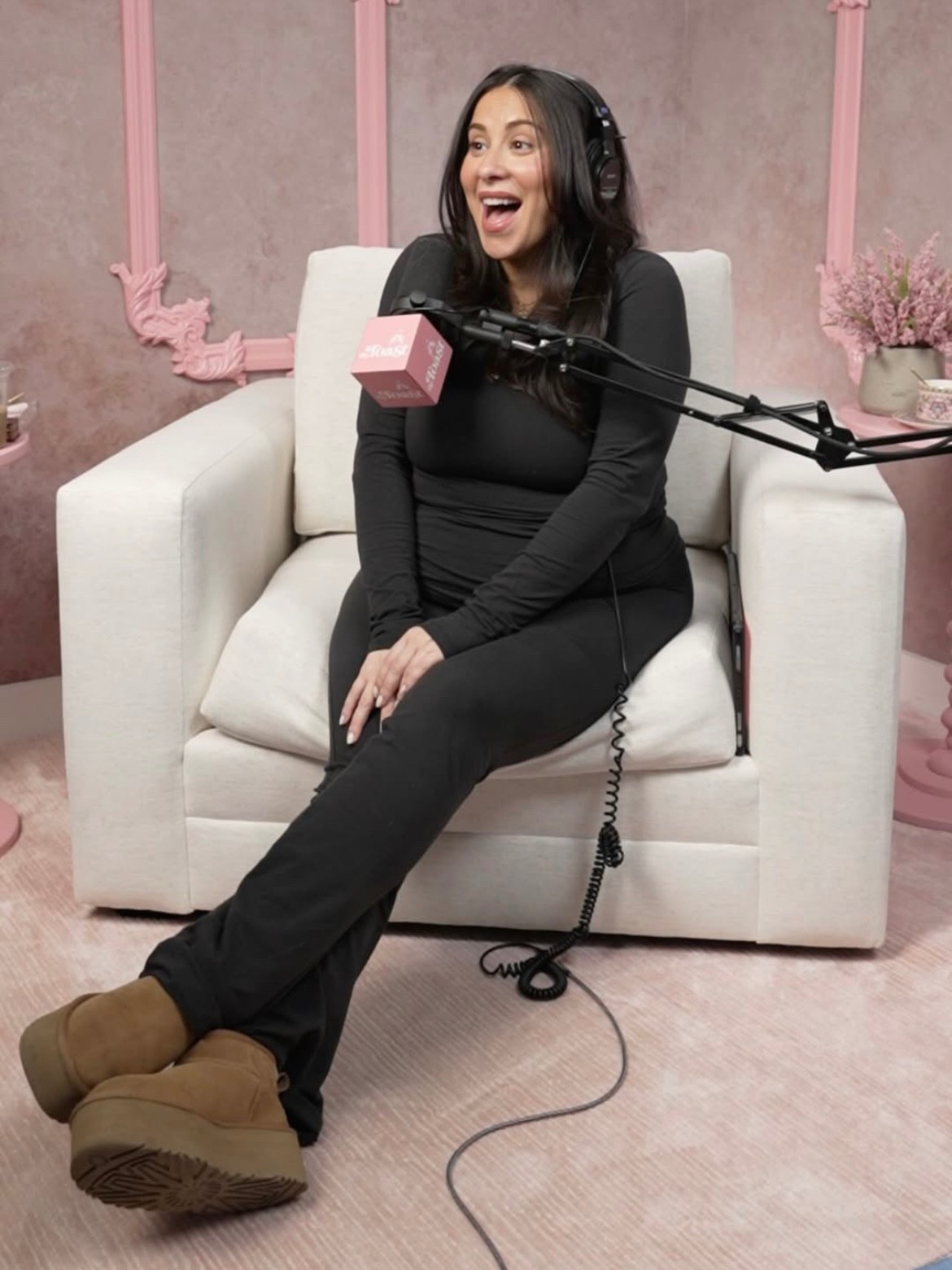 New episode is live! Tune in for The Fast Five & a RHOBH recap 🖤

#LTKFindsUnder100 #LTKShoeCrush #LTKStyleTip