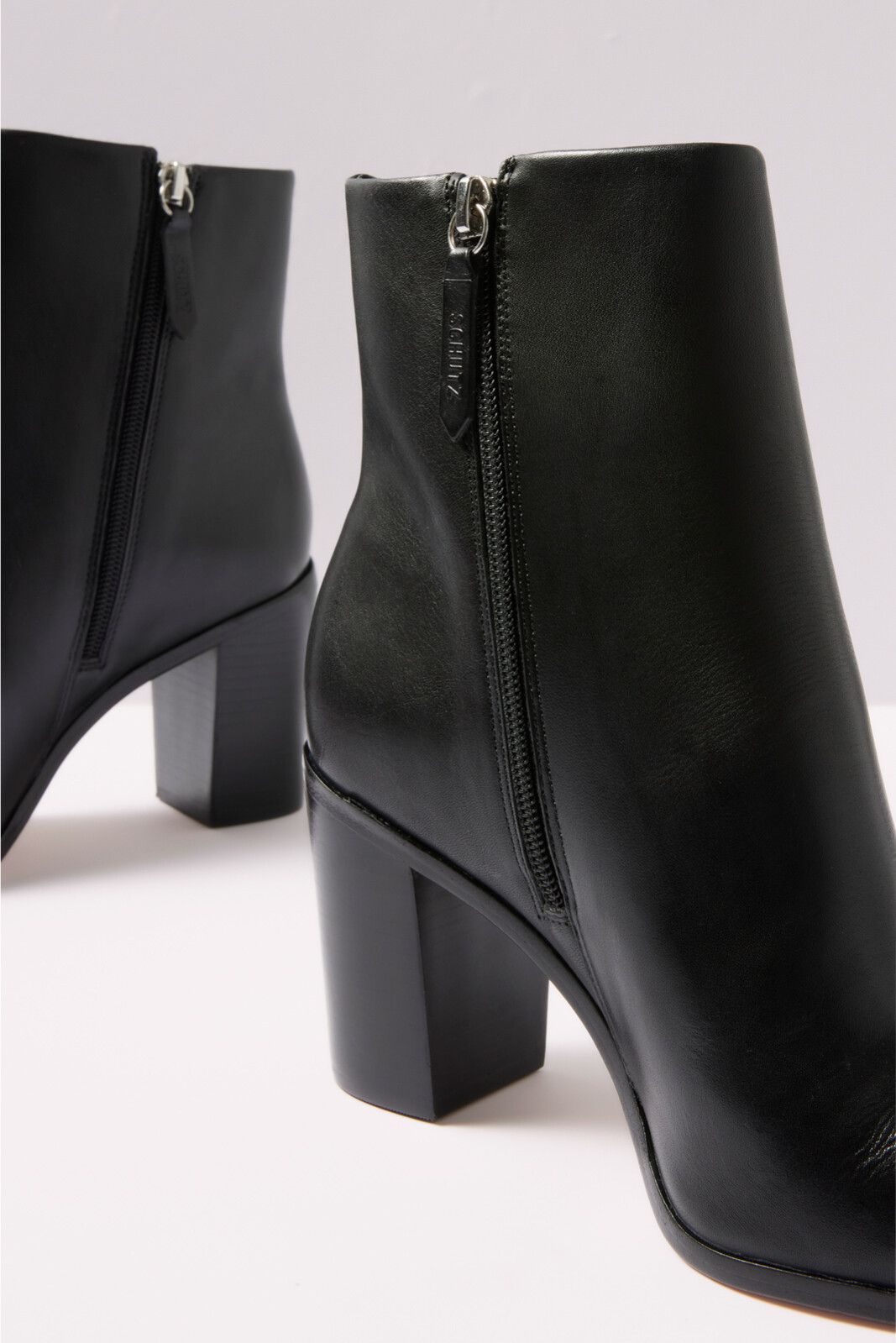 Mikki Block Bootie | EVEREVE