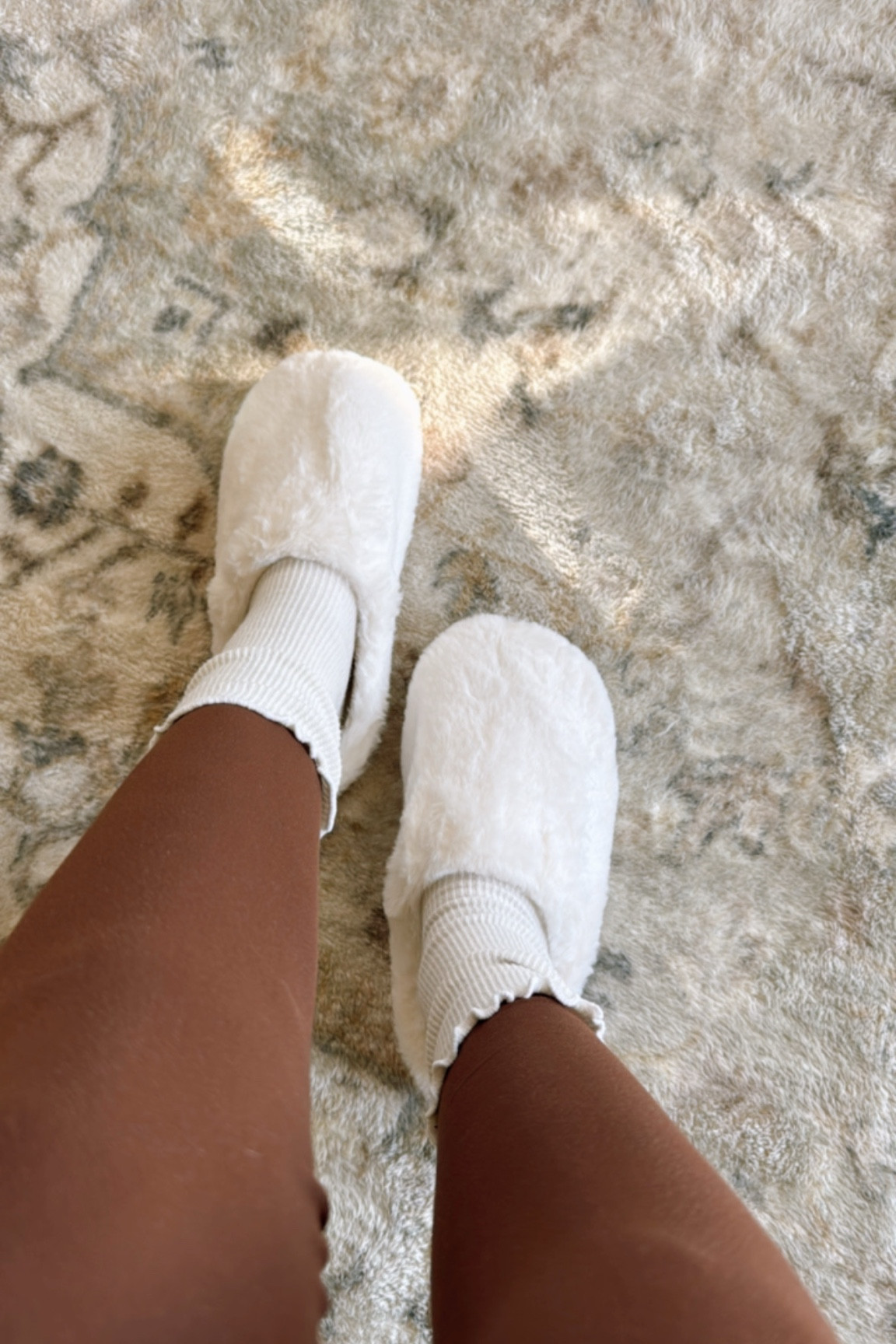 Going into 2025 with new slippers! 

#LTKSeasonal #LTKShoeCrush #LTKHoliday