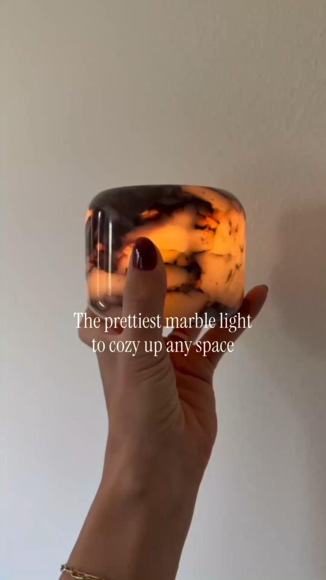 The prettiest marble lamp to elevate any space. ✨

High quality and look at an Amazon price. 

Lamp | marble lamp | bedside lamp | styling coffee tables | styling end tables | home decor inspo

#LTKHome