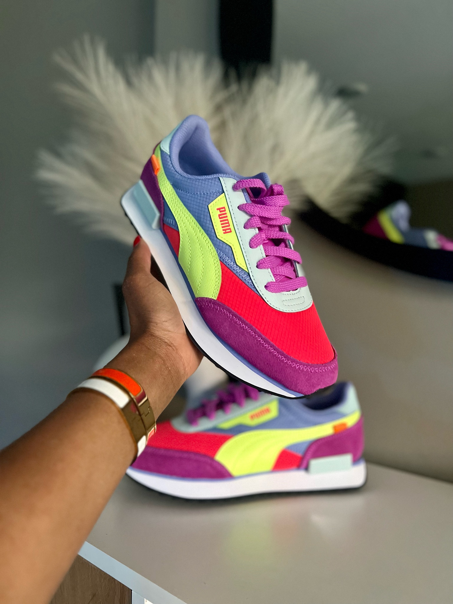 I wouldn’t call it an addiction. What I would say is that the plan is to have a pair of sneakers to match each of the 20+ scrubs 🤷🏾‍♀️. 

Here is another episode of @marshalls finds. I found this beautiful pair of @puma and I am so excited to wear them! 


✨Marshalls: $29.99
✨Others: $60+ 


You can also find these on @amazonfashion. I’ll link this on my LTK  account. Link in my bio 💋




#marshallsfinds #marshalls #amazonfinds #amazon #Puma #PumaSneakers #Pumashoes #marshallspartner #marshallssurprise #pumafuturerider 

#LTKunder50 #LTKshoecrush #LTKworkwear