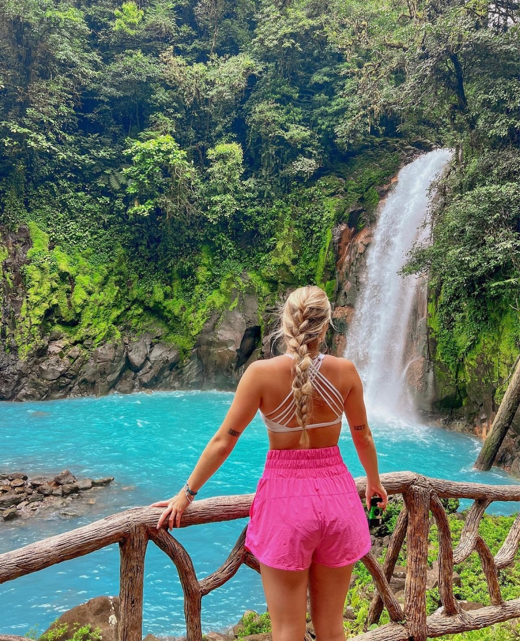 hiking fit in Costa Rica ⛰️

#LTKSale #LTKtravel #LTKfitness
