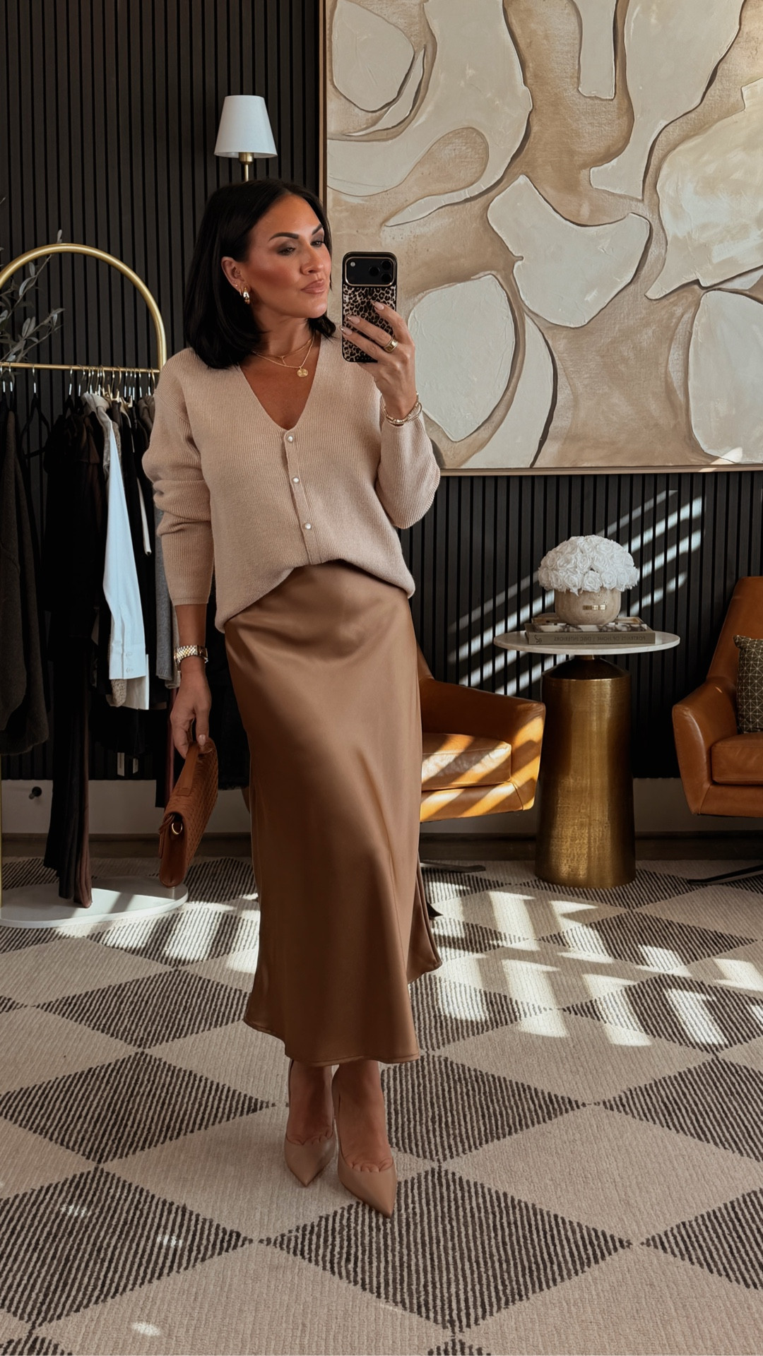 Soft neutrals will always have my heart 🤍
This cardigan + satin skirt combo is one of those outfits that instantly feels elevated but still easy.

Perfect for date night, church, or when you want to feel put together without overthinking it.
Simple. Chic. Timeless.

5’2” | 130 lbs | 25” waist | 34DD
Wearing XS

#affiliate #PetiteFashion #NeutralStyle #Over40Style #ChicEveryday