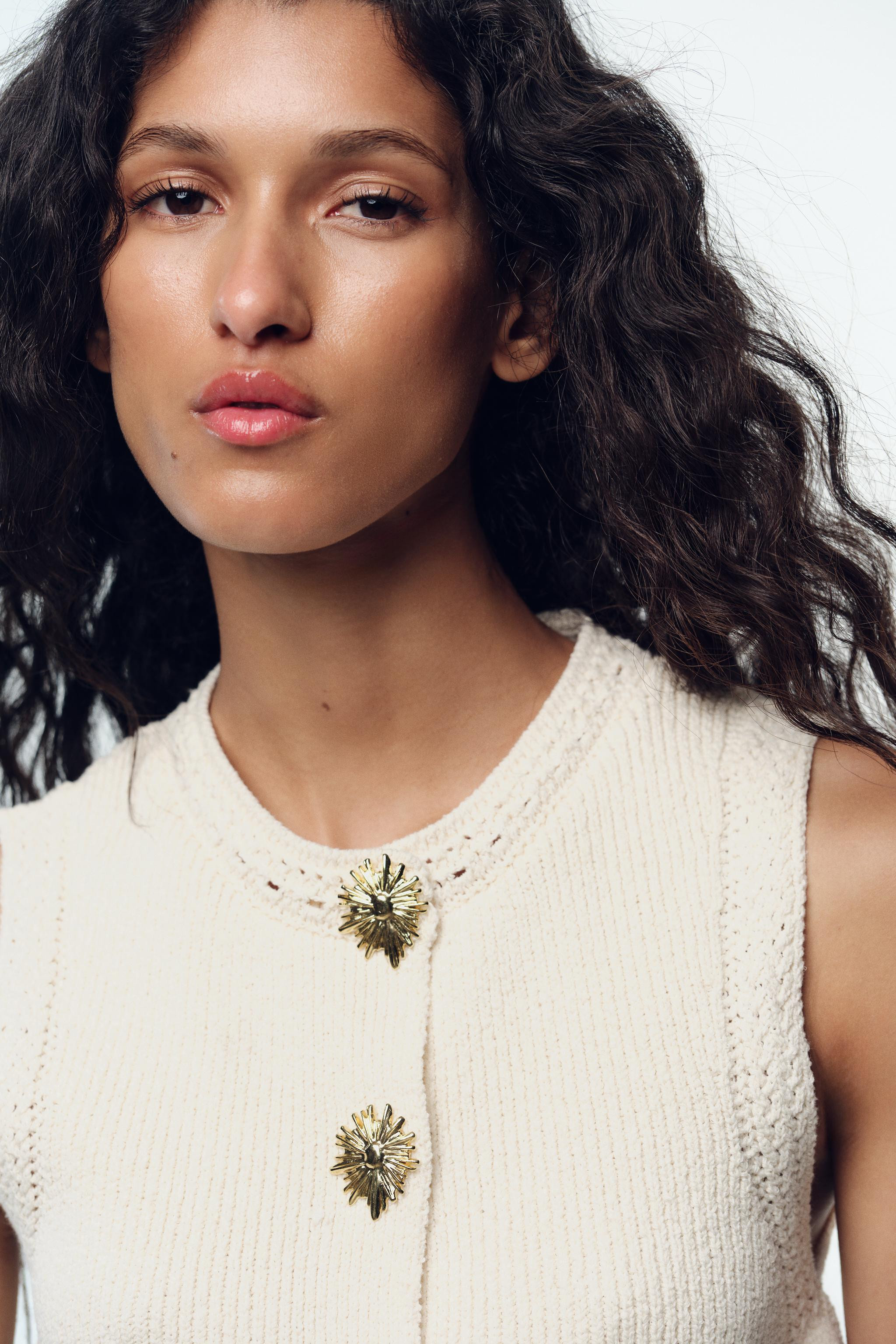 GOLD BUTTON KNIT TOP | Zara US