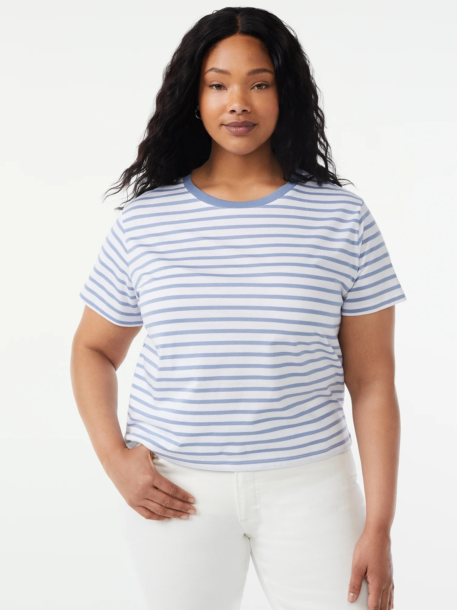 Free Assembly Women's Cropped Boxy T-Shirt with Short Sleeves - Walmart.com | Walmart (US)