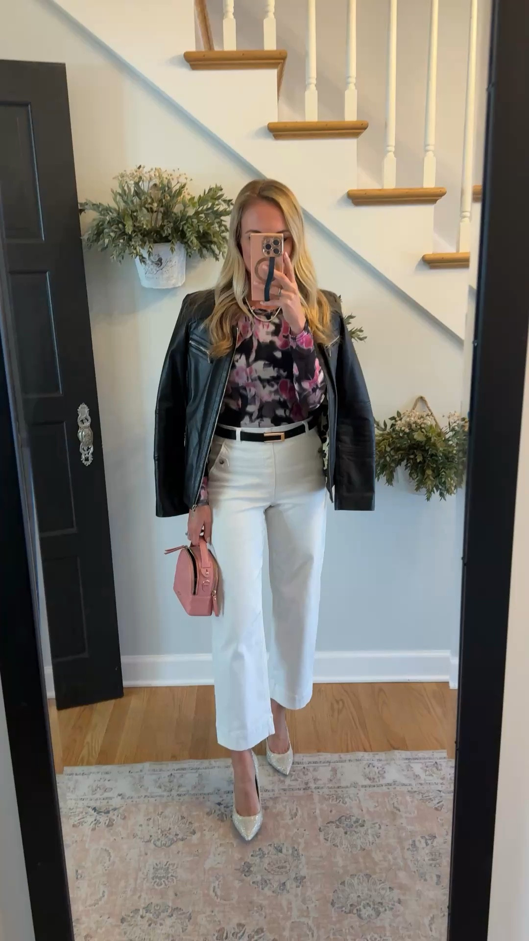 Spring date night look when it’s still cold 

#LTKSeasonal #LTKgrwm