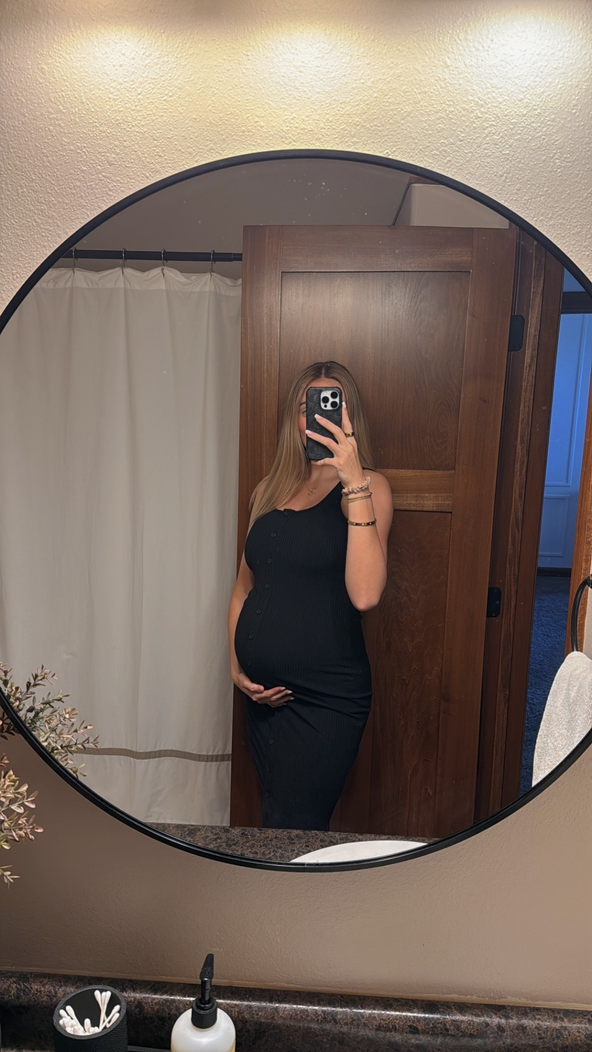 Bump friendly summer dress! 
Size: Small, 29 weeks in this picture and the dress has plenty of stretch for my going belly! 

#LTKStyleTip #LTKBeauty #LTKBump