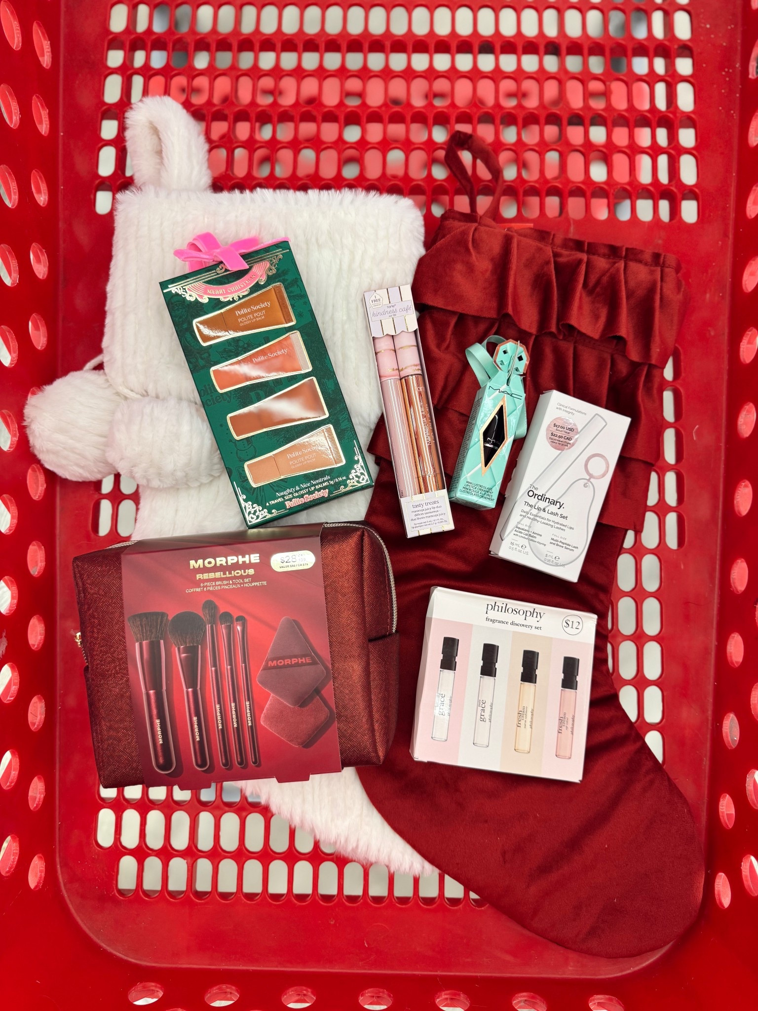 Time to start thinking about what to put in those holiday stockings! Ulta Beauty at Target is the one stop shop for all the best beauty finds! 
#Ad #TargetPartner #target #targetstyle #ultabeautyattarget #ultabeauty
@Target and @ultabeauty
