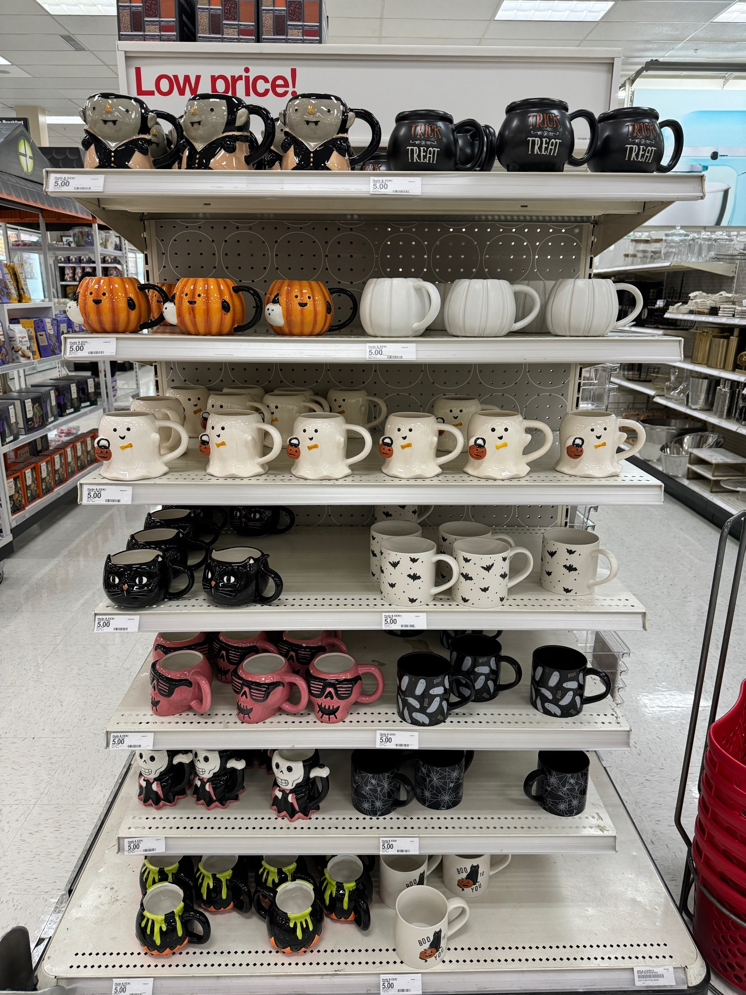 Halloween mugs, mugs, coffee bar, fall coffee bar 

#LTKFindsUnder50 #LTKStyleTip #LTKHome