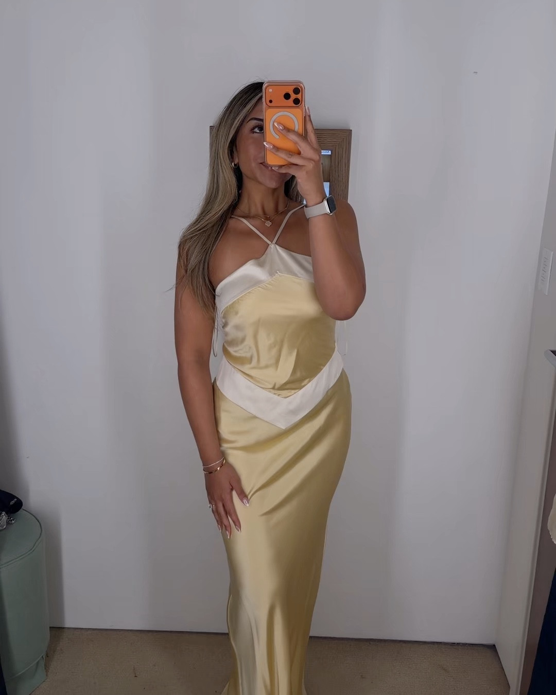 Wearing a size 6!

The most gorgeous wedding guest dress! The yellow, the fit, the two tone. It’s perfect for spring! ✨💛🌷



#LTKSeasonal #LTKSpringSale #LTKdayinmylife