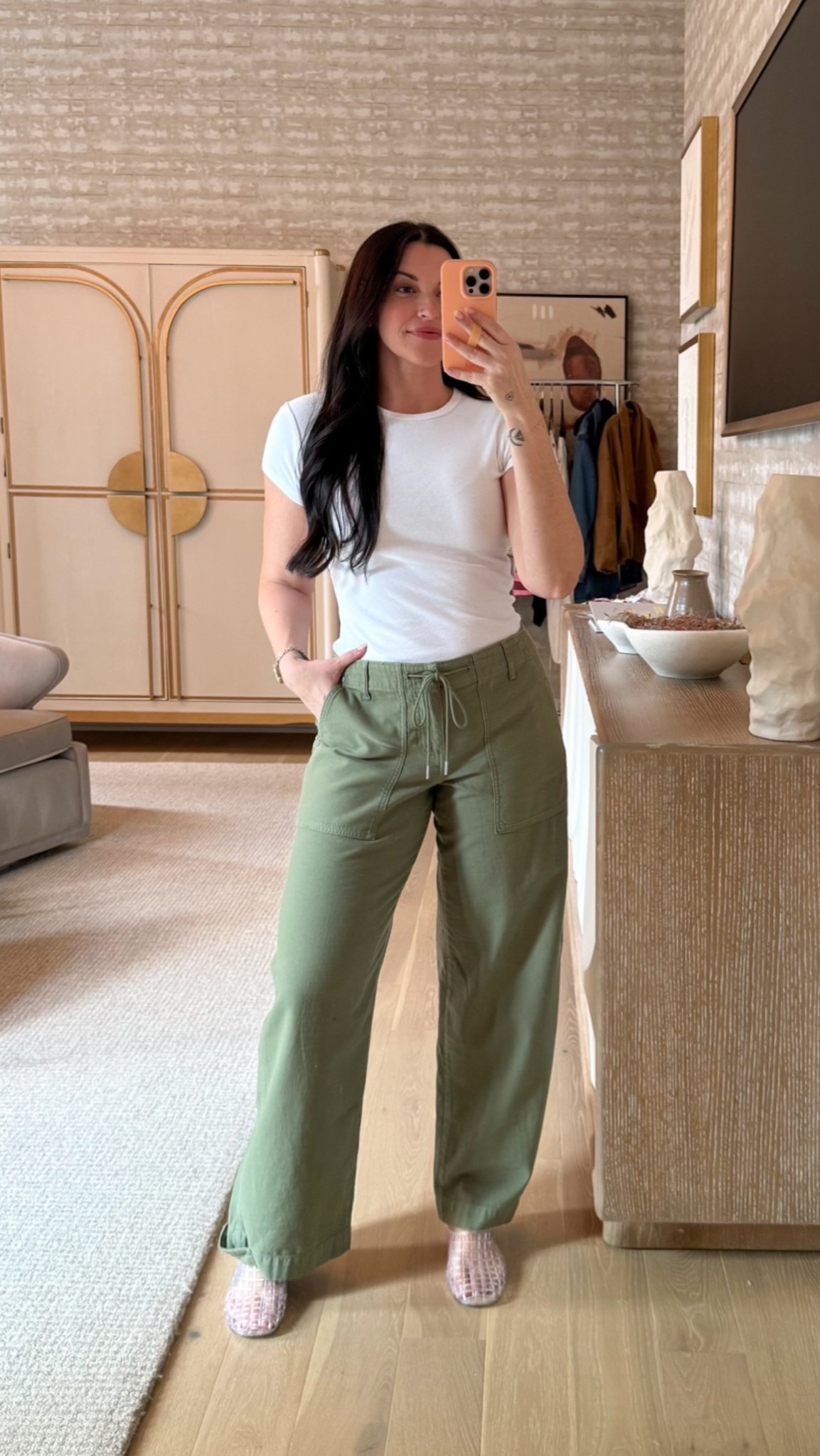 Today’s simple outfit for momming! All on sale @abercrombie

#LTKootd #LTKSaleAlert #LTKmomlife