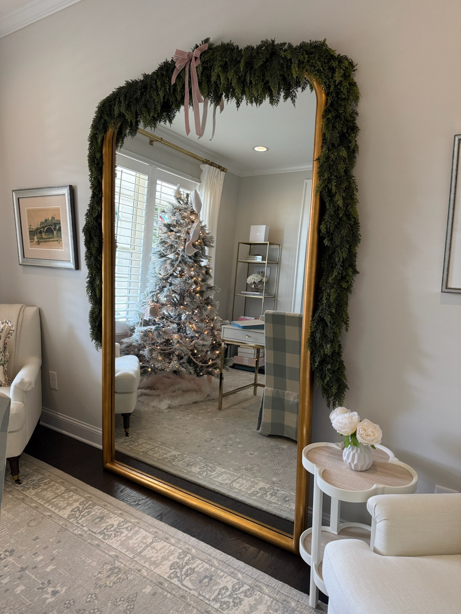 So impressed with this garland from Amazon! Fit perfectly along my mirror. Home decor // Christmas decor // holiday decor // office decor // office furniture // home office 

#LTKSeasonal #LTKHome #LTKHoliday