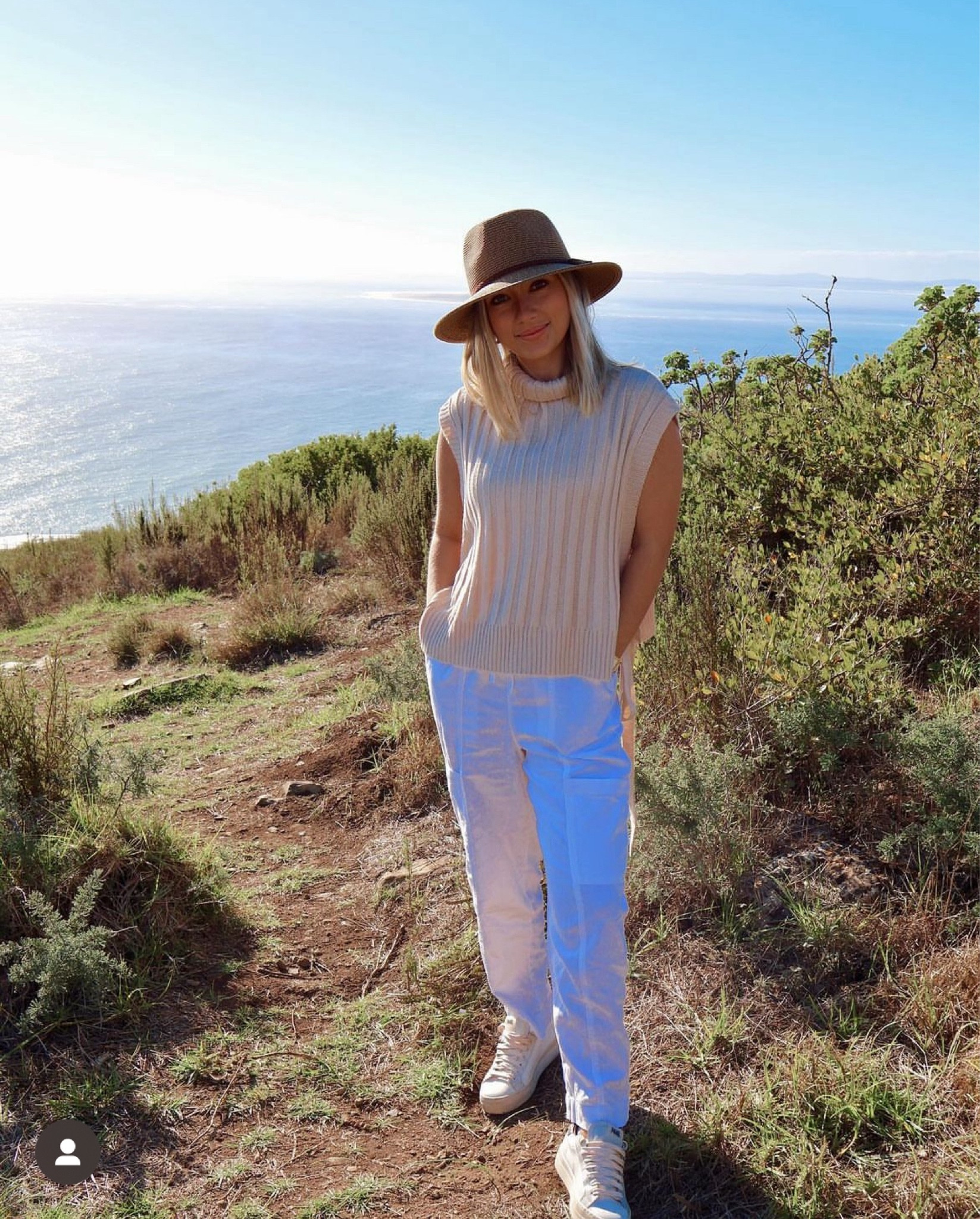 Vacation Outfit with the best white linen pants #linenpants #southafricaoutfit #safarioutfit

#LTKSummerSales #LTKTravel #LTKStyleTip
