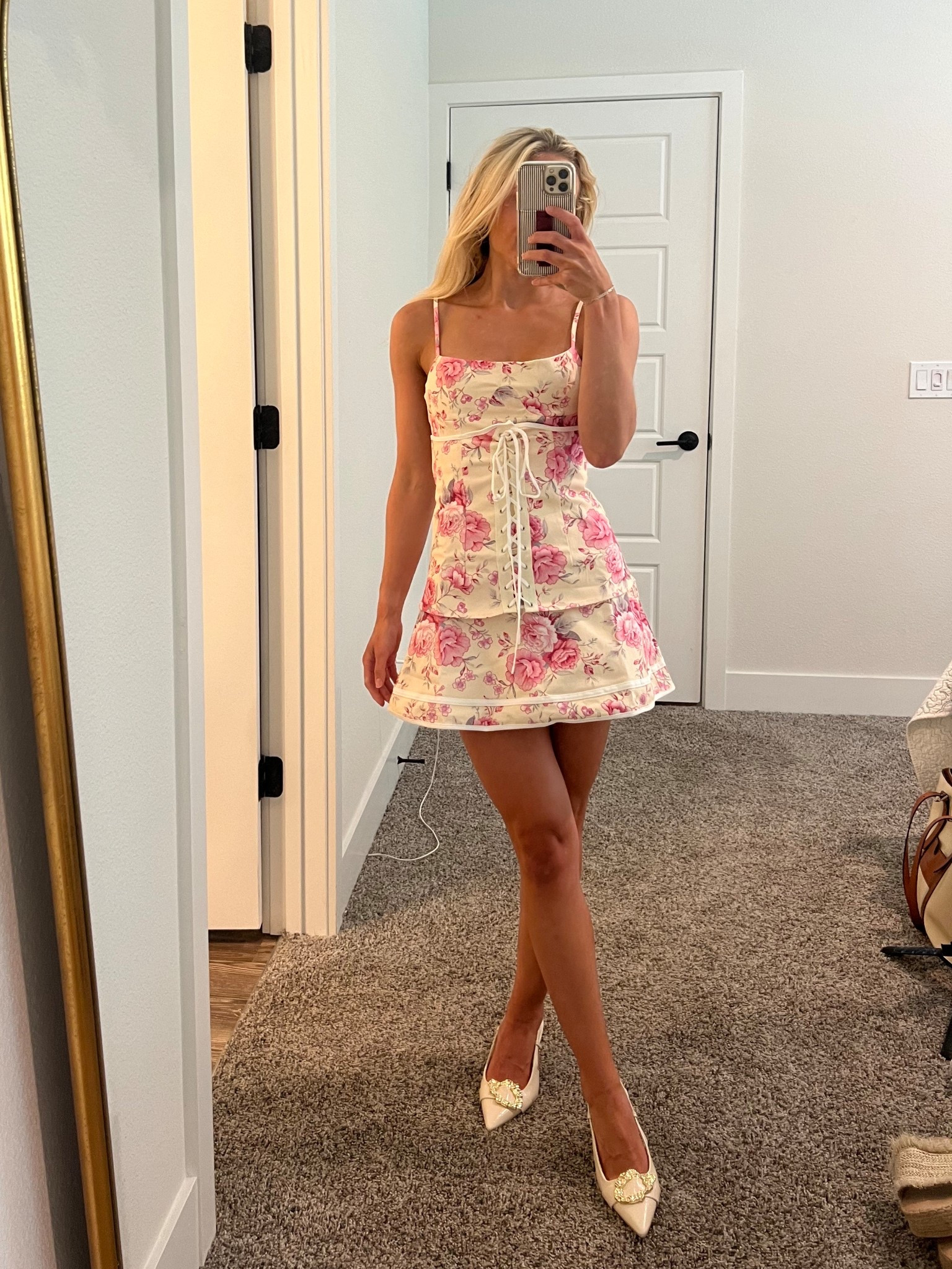 Friday night dinner plans💕
Wearing size US2

Peppermayo, corset dress, spring fashion, summer, sundress, petite fashion 