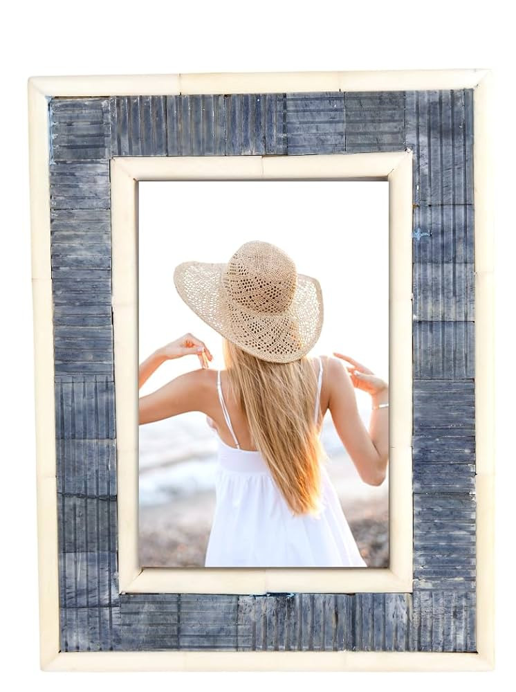 Cruiser's Caché Photo Frame, Natural Bone Inlay 4x6 Blue and White | Amazon (US)