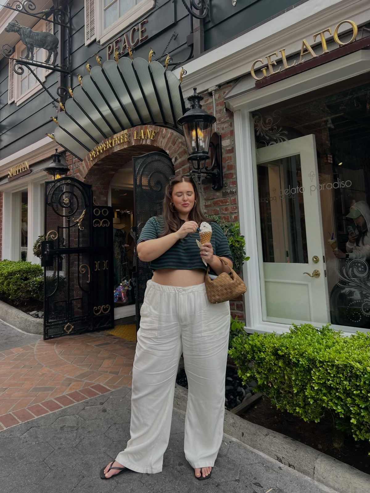 Summer fit 🫶🏼

Curvy outfit, summer outfit, linen, linen pants, flip flops, vacation outfit, beach outfit 

#LTKSeasonal #LTKStyleTip #LTKPlusSize