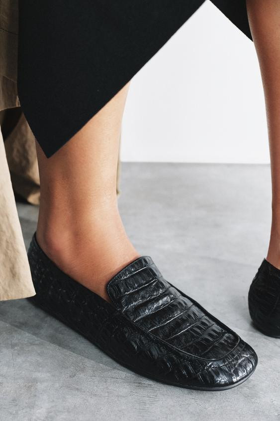 Zara - Textured Leather Loafers Limited Edition - Black - 6 - Woman | Zara US