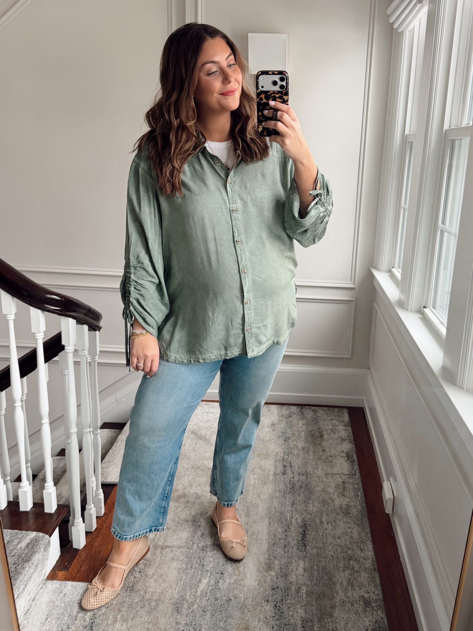 Wearing size XL in button down (comes in 4 colors) 

#LTKootd #LTKSeasonal #LTKMidsize