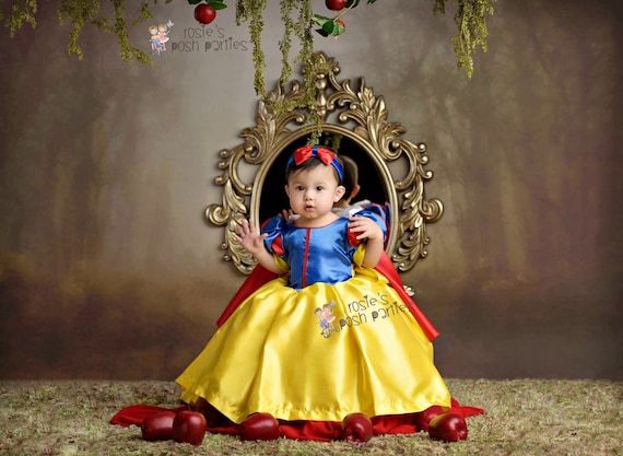 Snow White dress for Birthday costume or Photo shoot Snow White dress outfit Birthday dress Snow ... | Etsy (US)