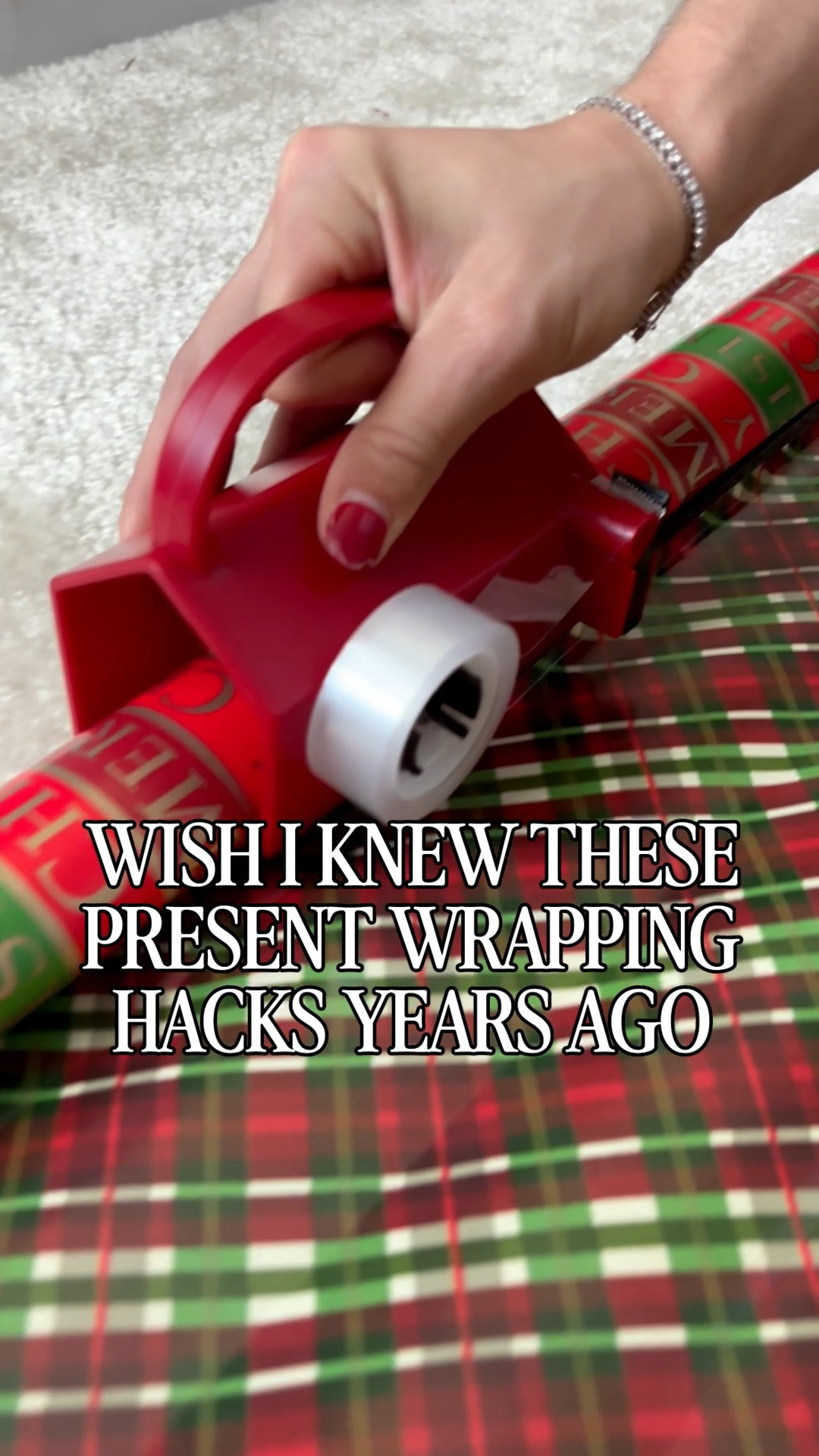 Christmas gift wrapping hack- the best wrapping paper cutter and bands that hold your wrapping paper roll together in storage!

Christmas gifts
Christmas shopping
Holiday season 

#LTKGiftGuide #LTKSeasonal #LTKHome