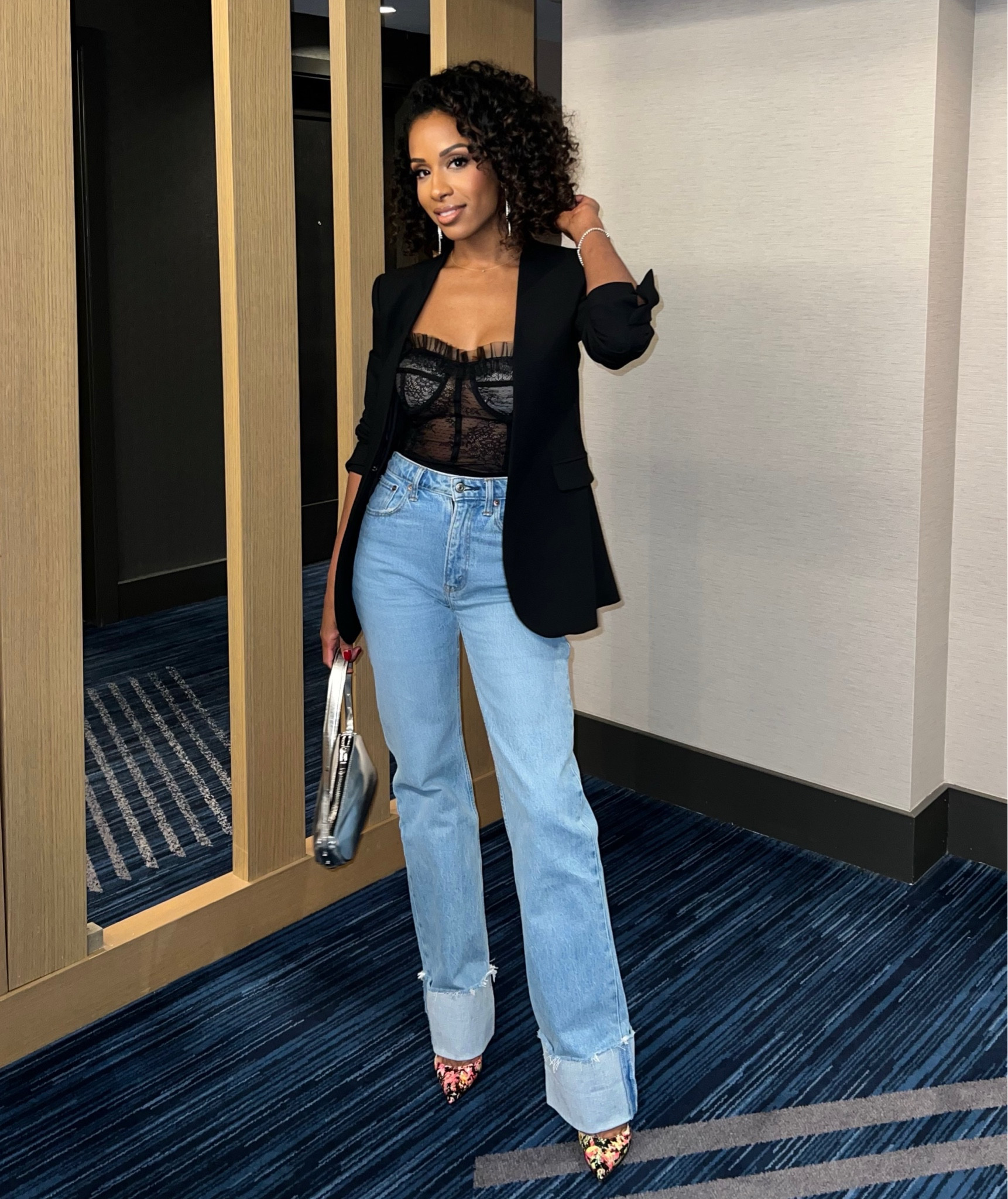 Girls night out

#LTKbeauty #LTKparties #LTKshoecrush