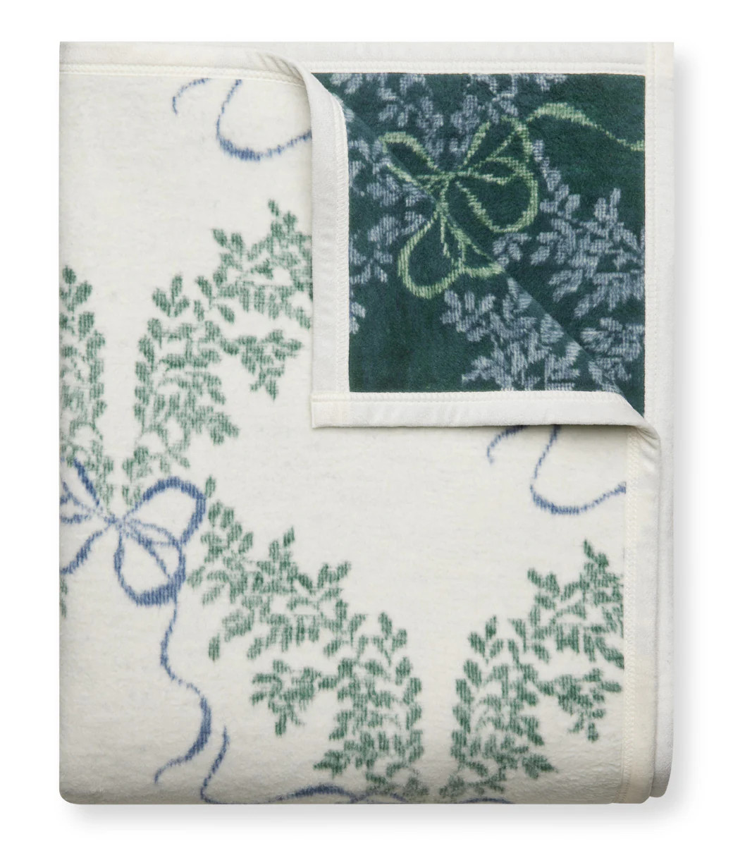 Boxwood Wreaths Throw Blanket | ChappyWrap | ChappyWrap