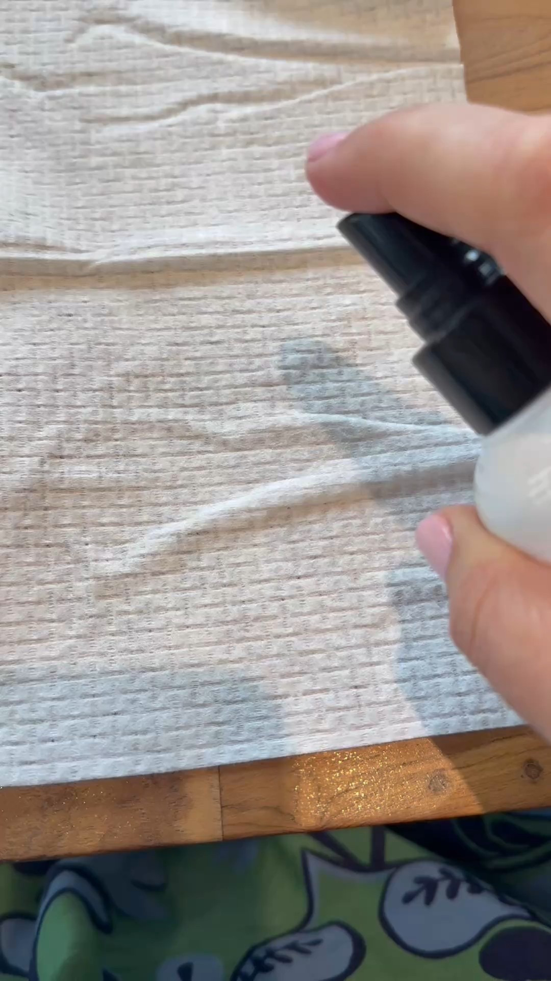 #SephoraPartner
The best time to stock up on makeup brushes and Sephora Collection products is during 
the @Sephora Spring Savings Event. I love this spray daily makeup brush cleaner. It is great 
for when you need to quickly clean your brush, but do not have time to wait for them to dry. 
Just spray, rub the brush on the sprayed area, dry and you are good to go!