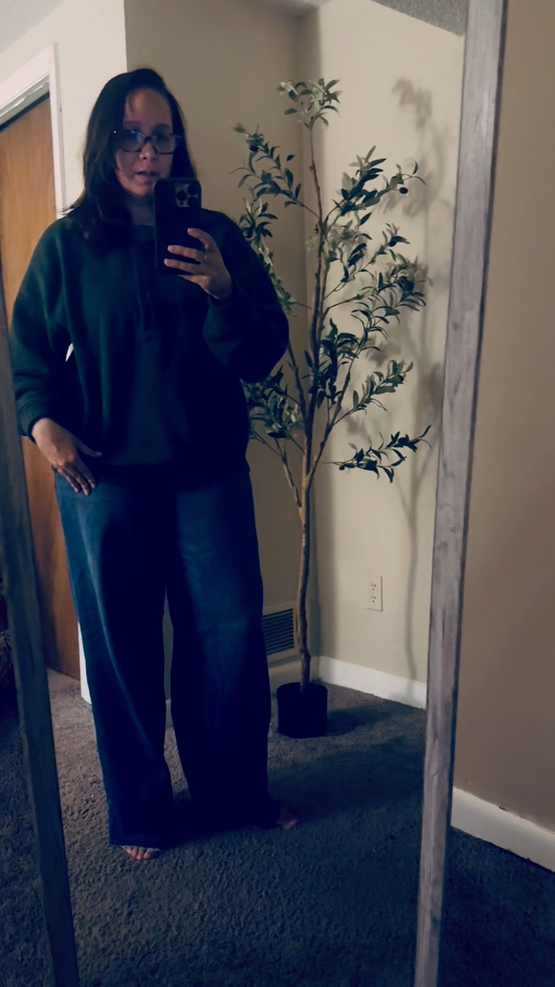 American Eagle is having a 40% off jeans, pants & joggers sale #denim #fashion #sale @americaneagle 

#LTKSaleAlert #LTKFindsUnder50