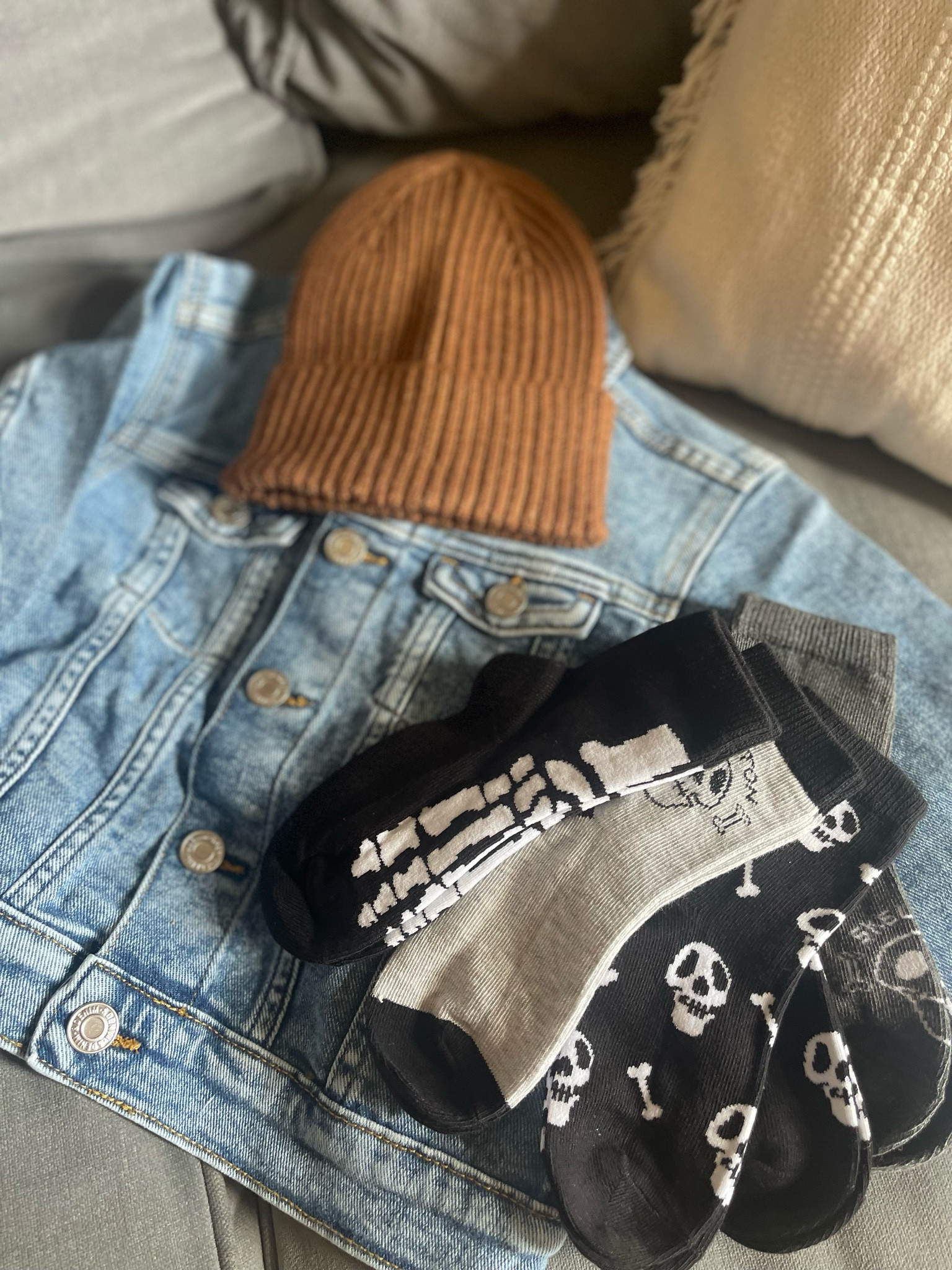 Getting our 2 year old ready for Fall! H&M has some cute stuff right now. I just love the Halloween socks! 

#LTKHalloween #LTKSeasonal #LTKbaby