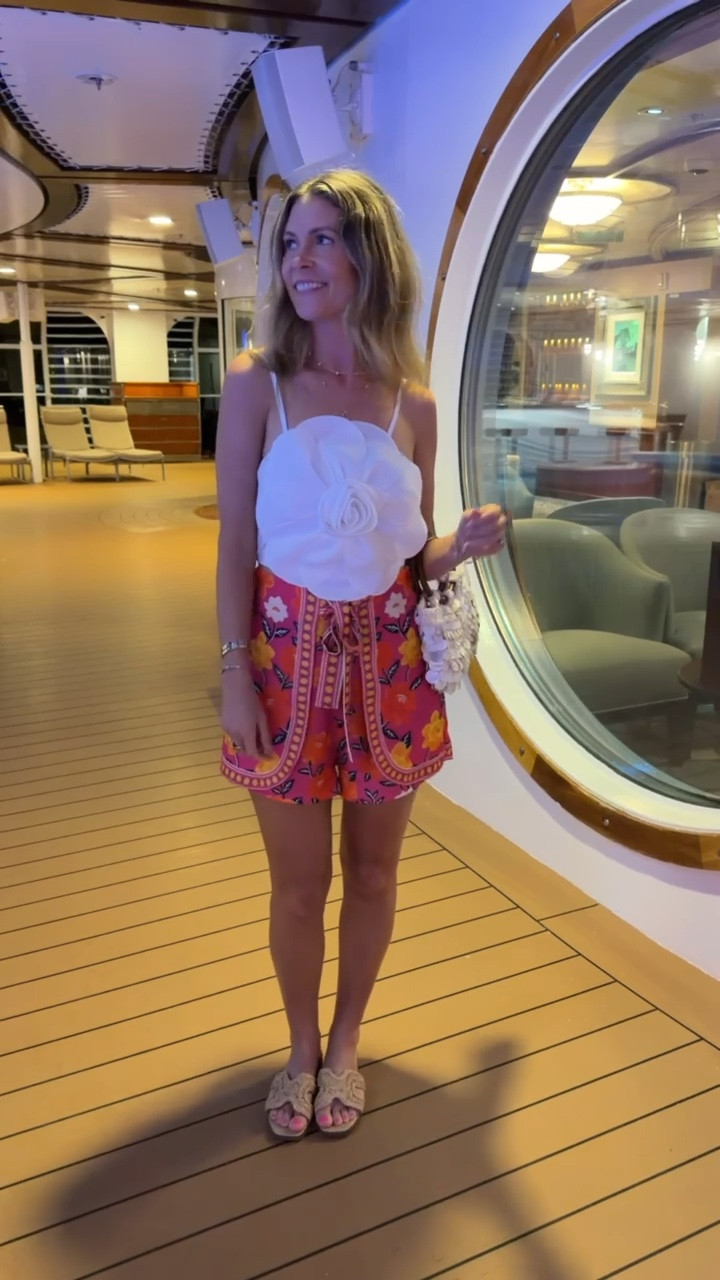 Disney cruise🚢 
Dinner outfit from Amazon! Size small in skort and top!
Amazon bag 
Marc fisher sandals 

#LTKootd #LTKTravel #LTKOver40