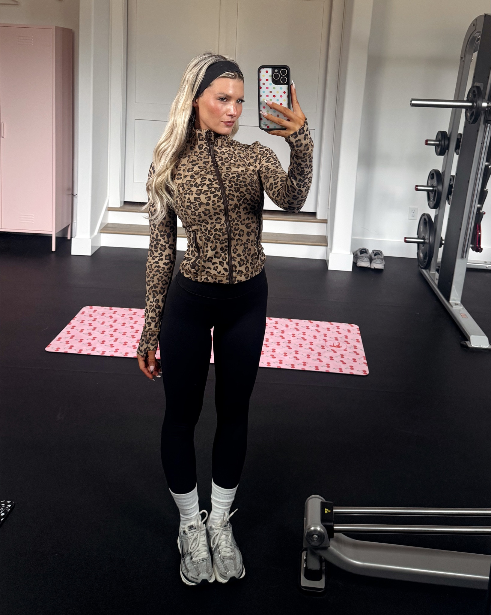 Cheetahlicious 🐆👏🏼💗 THIS JACKET. OMG

#LTKfitnessgoals #LTKActive #LTKgrwm