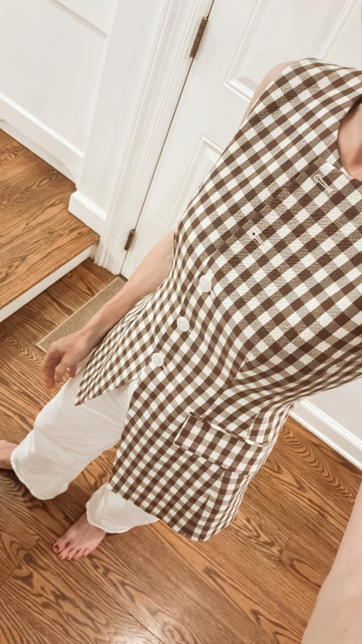 White jeans outfit and summer going out top

#LTKStyleTip #LTKSeasonal