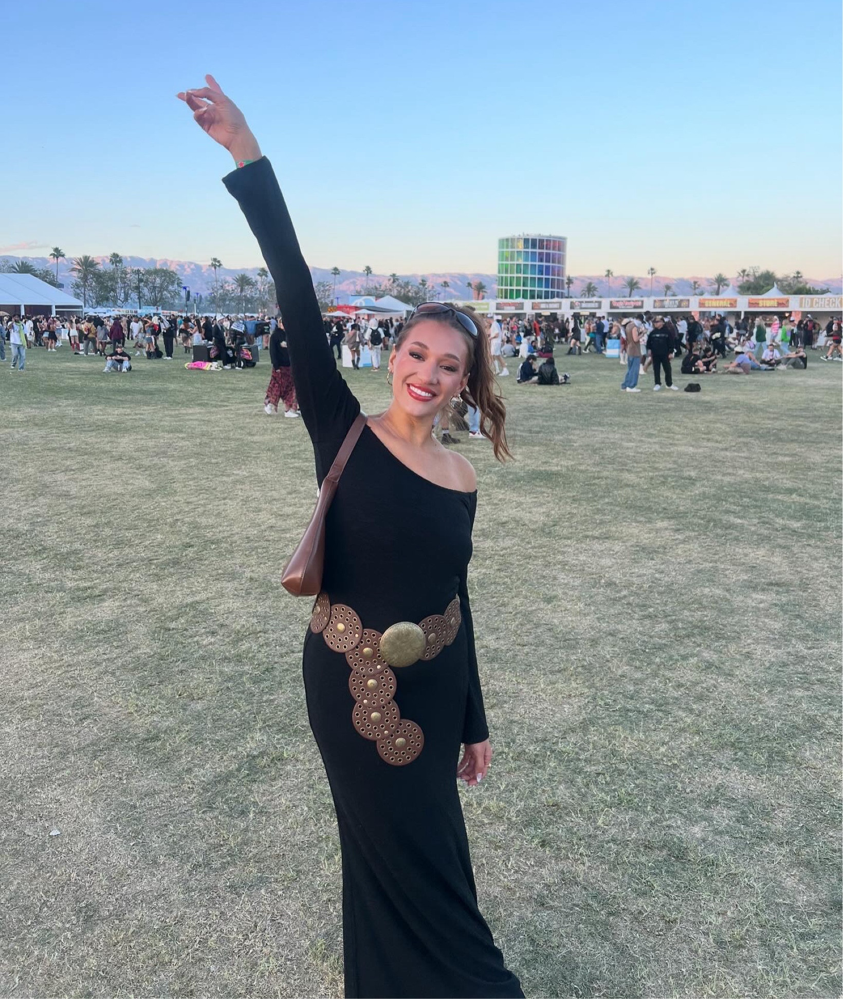 Coachella Day 3 ✌🏼🖤

#LTKSeasonal #LTKGiftGuide #LTKFestival