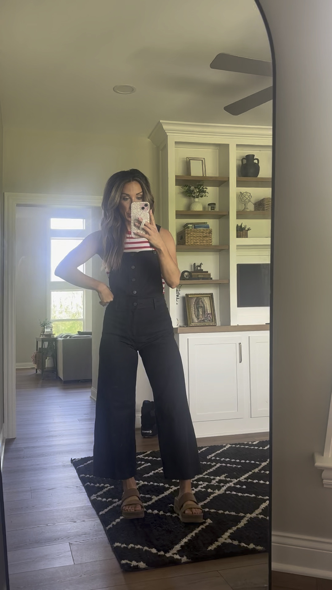You all know how much I love these wide leg sailor pants, and the fact that they come in an overall version…you know
I’m all in! 

Wearing a 6 in the overalls and a small in the top  

#LTKFindsUnder50 #LTKSeasonal #LTKStyleTip